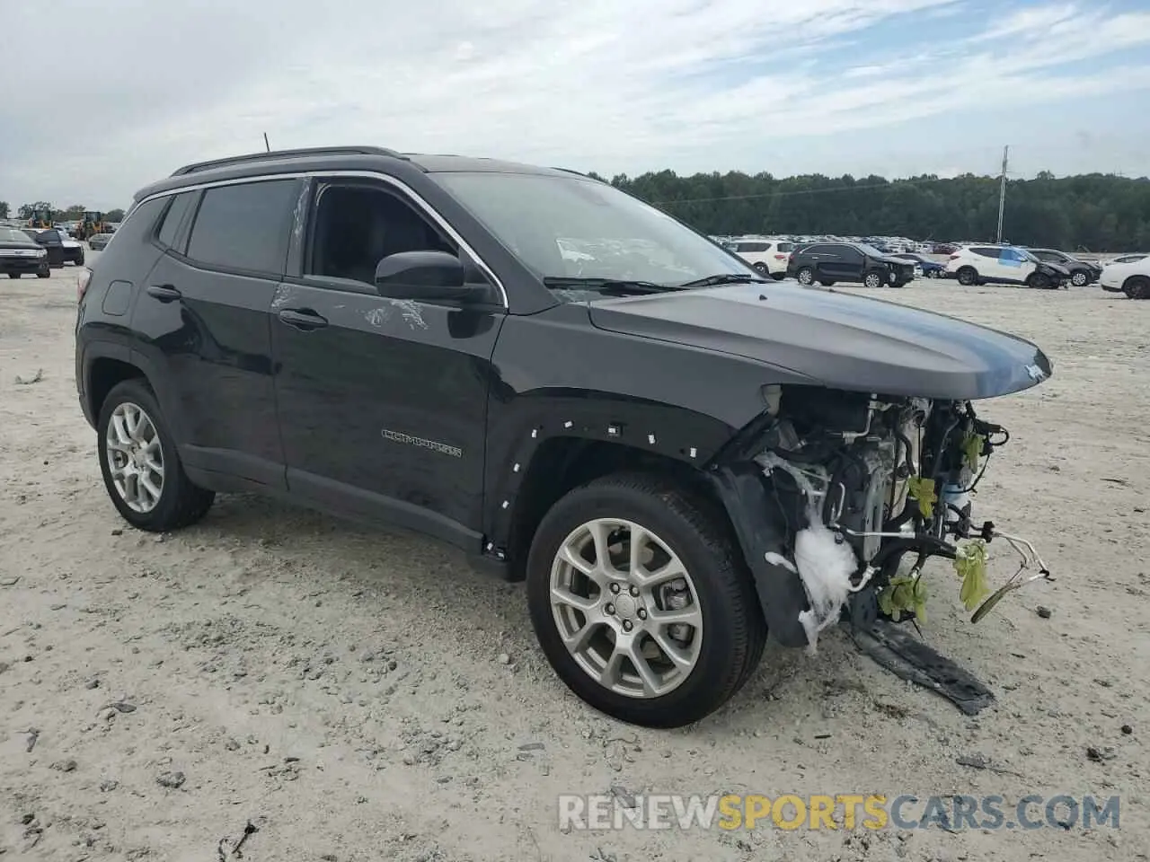 4 Photograph of a damaged car 3C4NJDFN5PT533259 JEEP COMPASS 2023