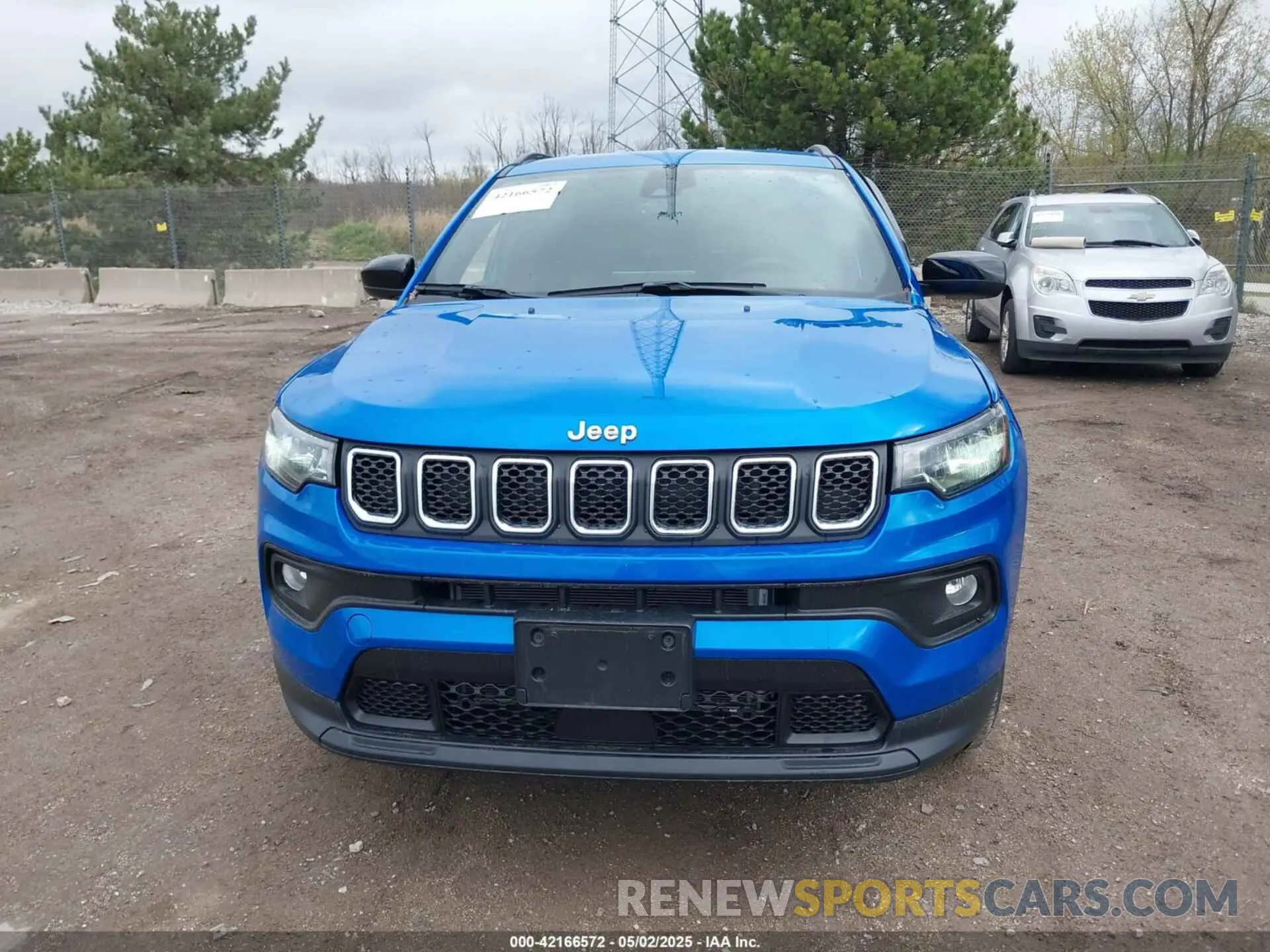 12 Photograph of a damaged car 3C4NJDFN6PT513988 JEEP COMPASS 2023