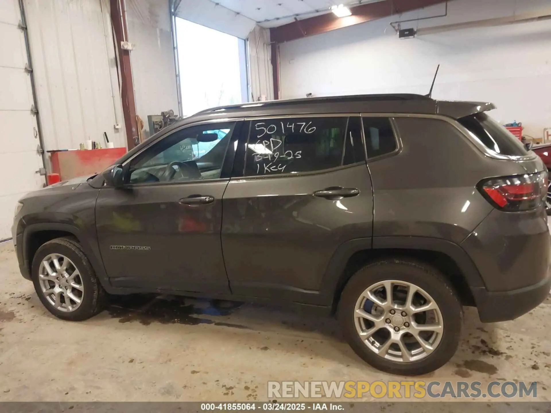 14 Photograph of a damaged car 3C4NJDFN7PT501476 JEEP COMPASS 2023