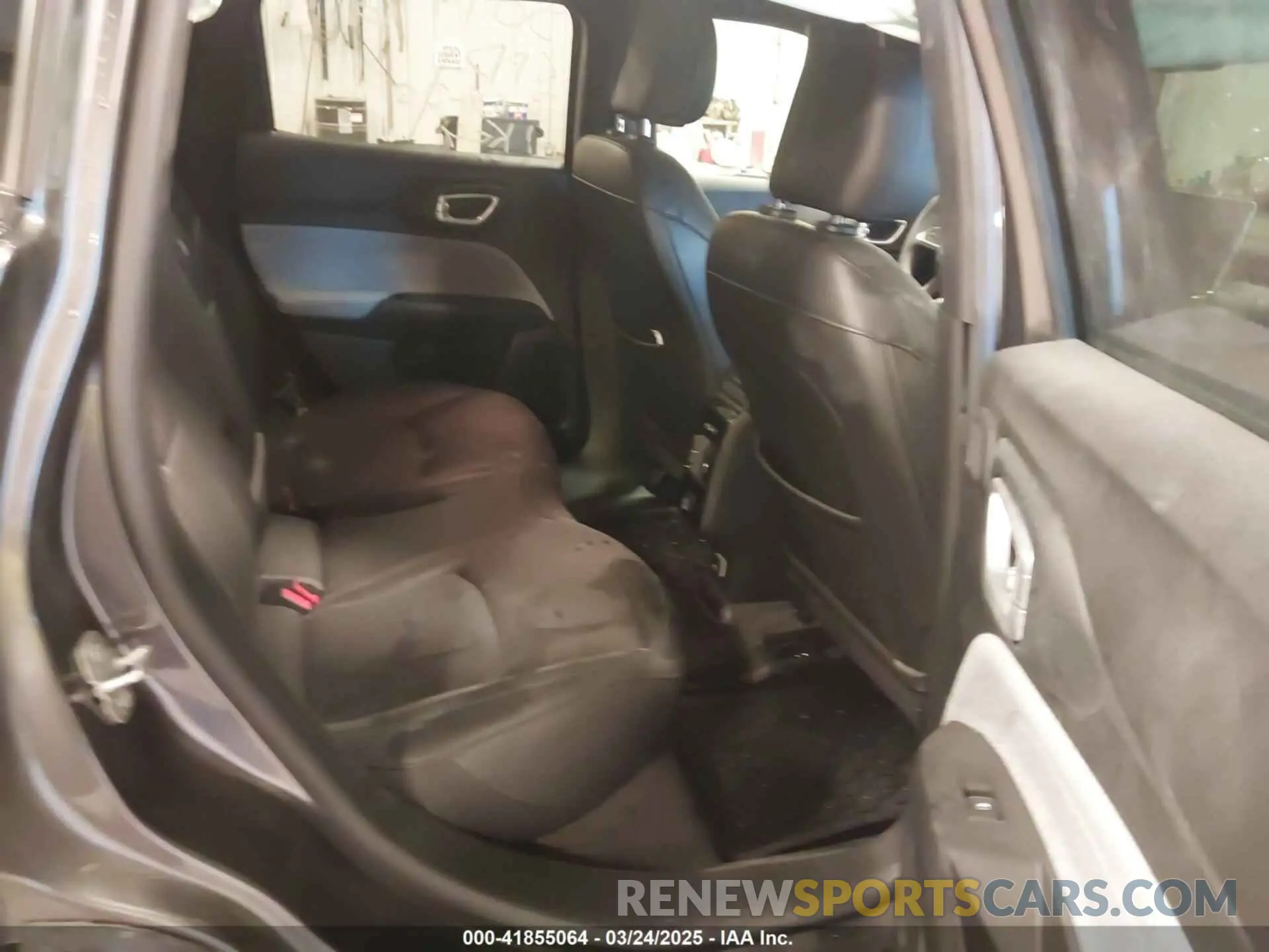 8 Photograph of a damaged car 3C4NJDFN7PT501476 JEEP COMPASS 2023