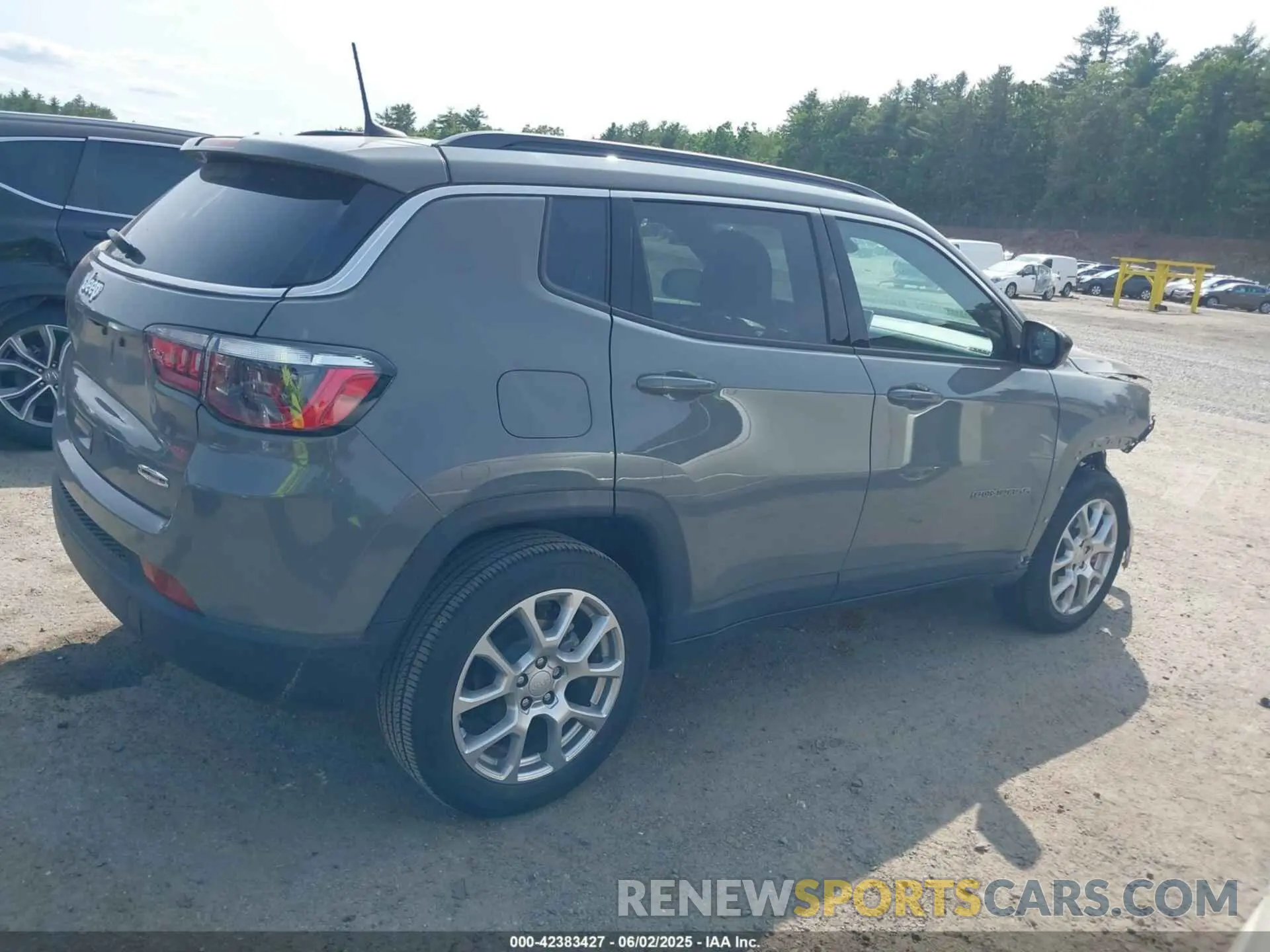 13 Фотография поврежденного автомобиля 3C4NJDFN8PT531229 JEEP COMPASS 2023