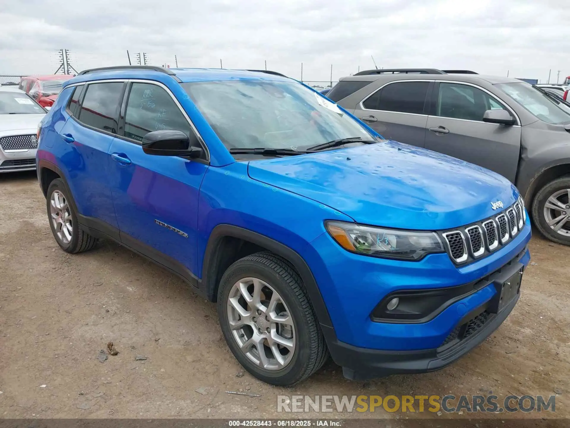 1 Фотография поврежденного автомобиля 3C4NJDFN8PT546846 JEEP COMPASS 2023