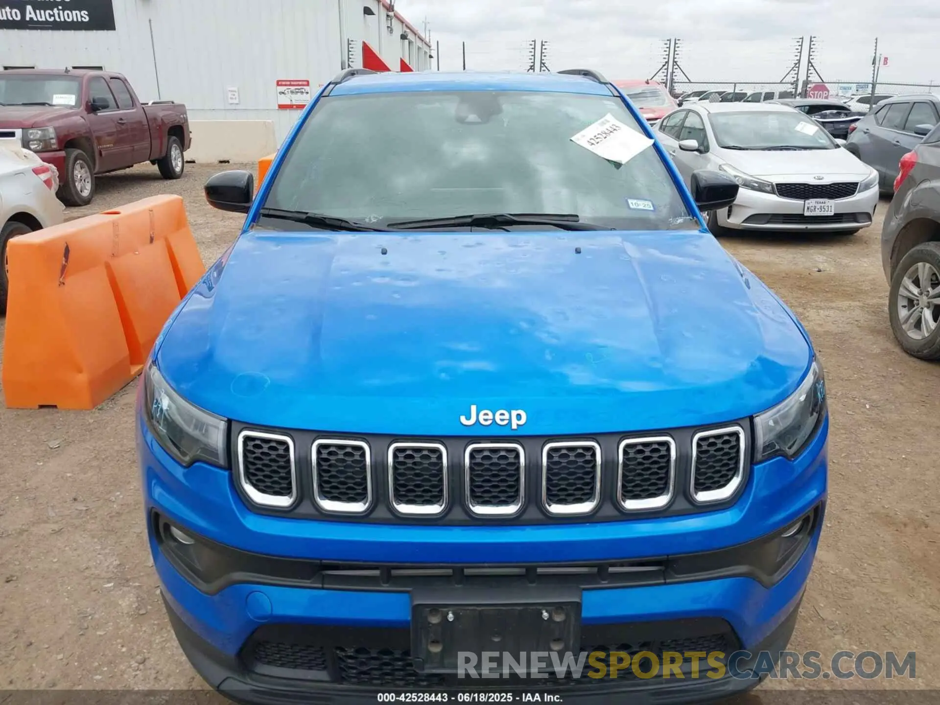 12 Фотография поврежденного автомобиля 3C4NJDFN8PT546846 JEEP COMPASS 2023