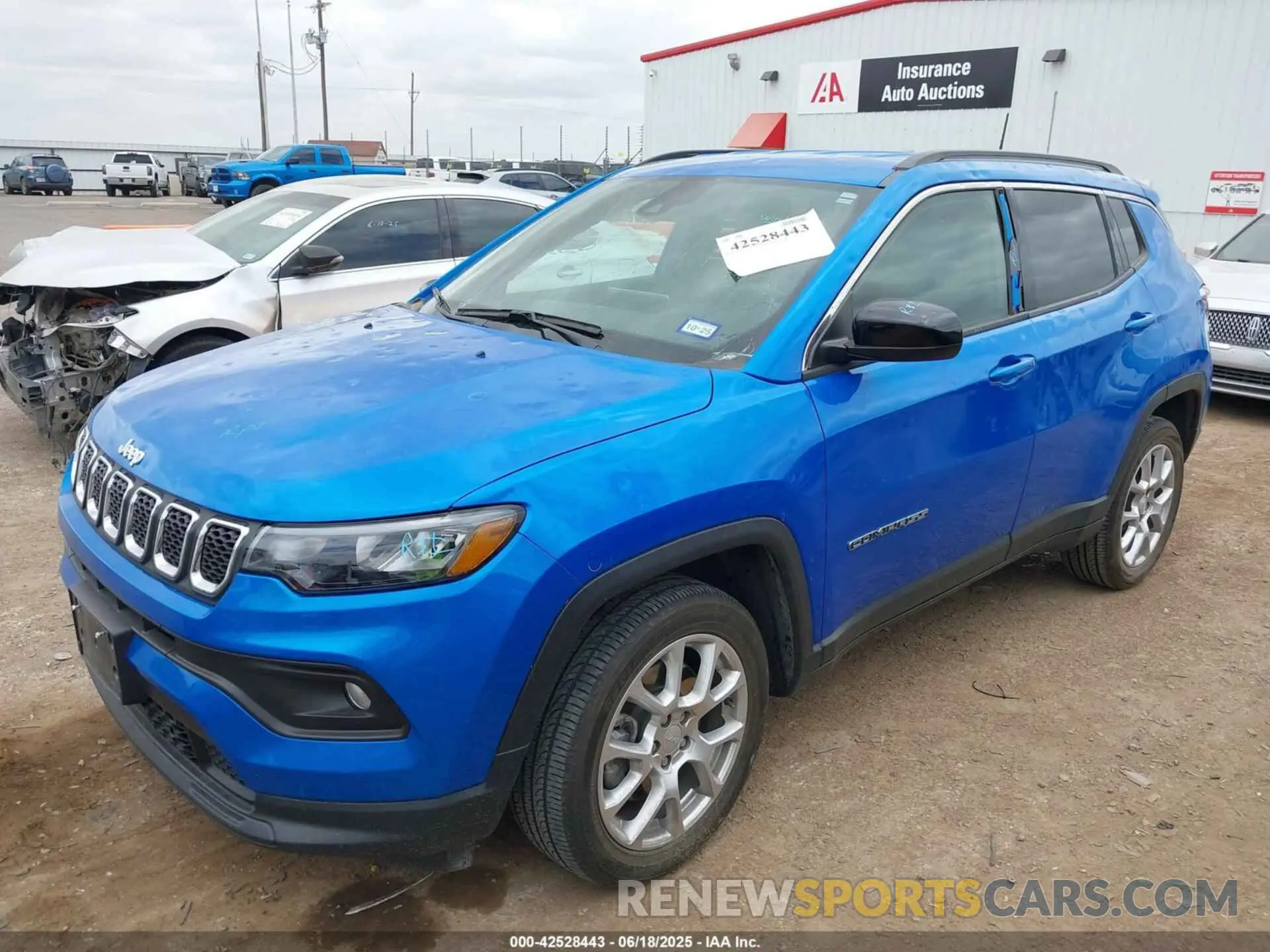 2 Фотография поврежденного автомобиля 3C4NJDFN8PT546846 JEEP COMPASS 2023