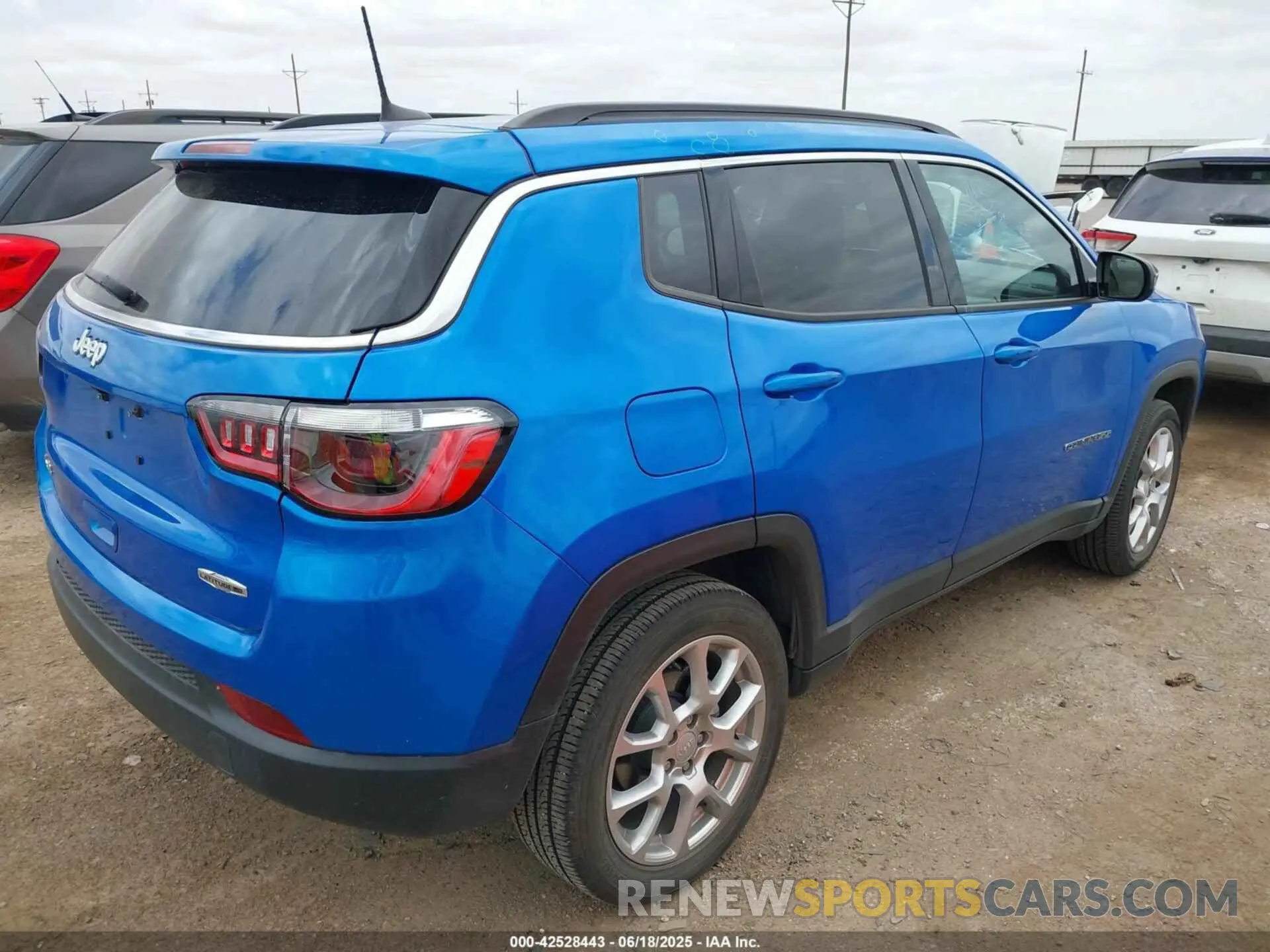 4 Фотография поврежденного автомобиля 3C4NJDFN8PT546846 JEEP COMPASS 2023
