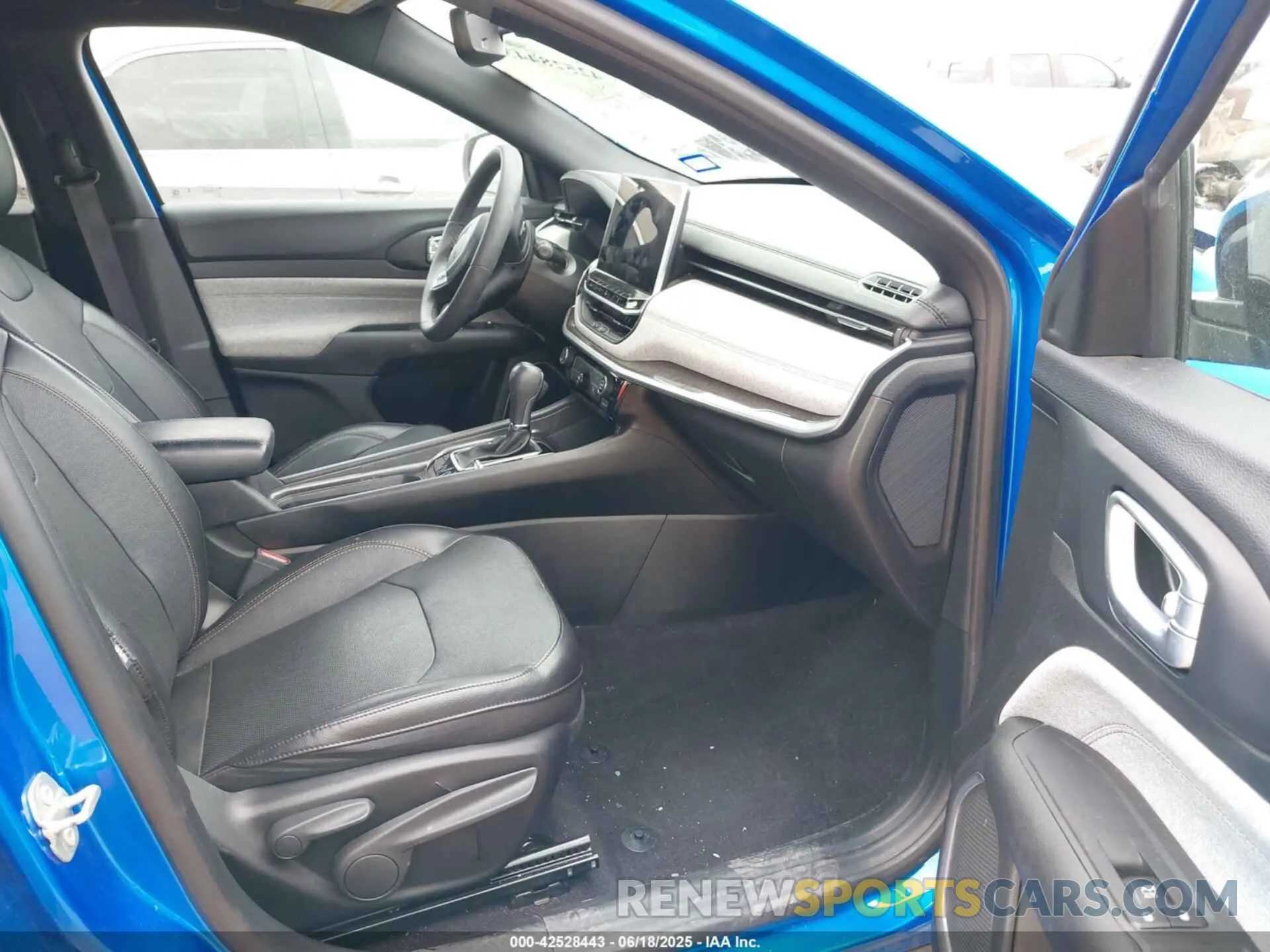 5 Фотография поврежденного автомобиля 3C4NJDFN8PT546846 JEEP COMPASS 2023