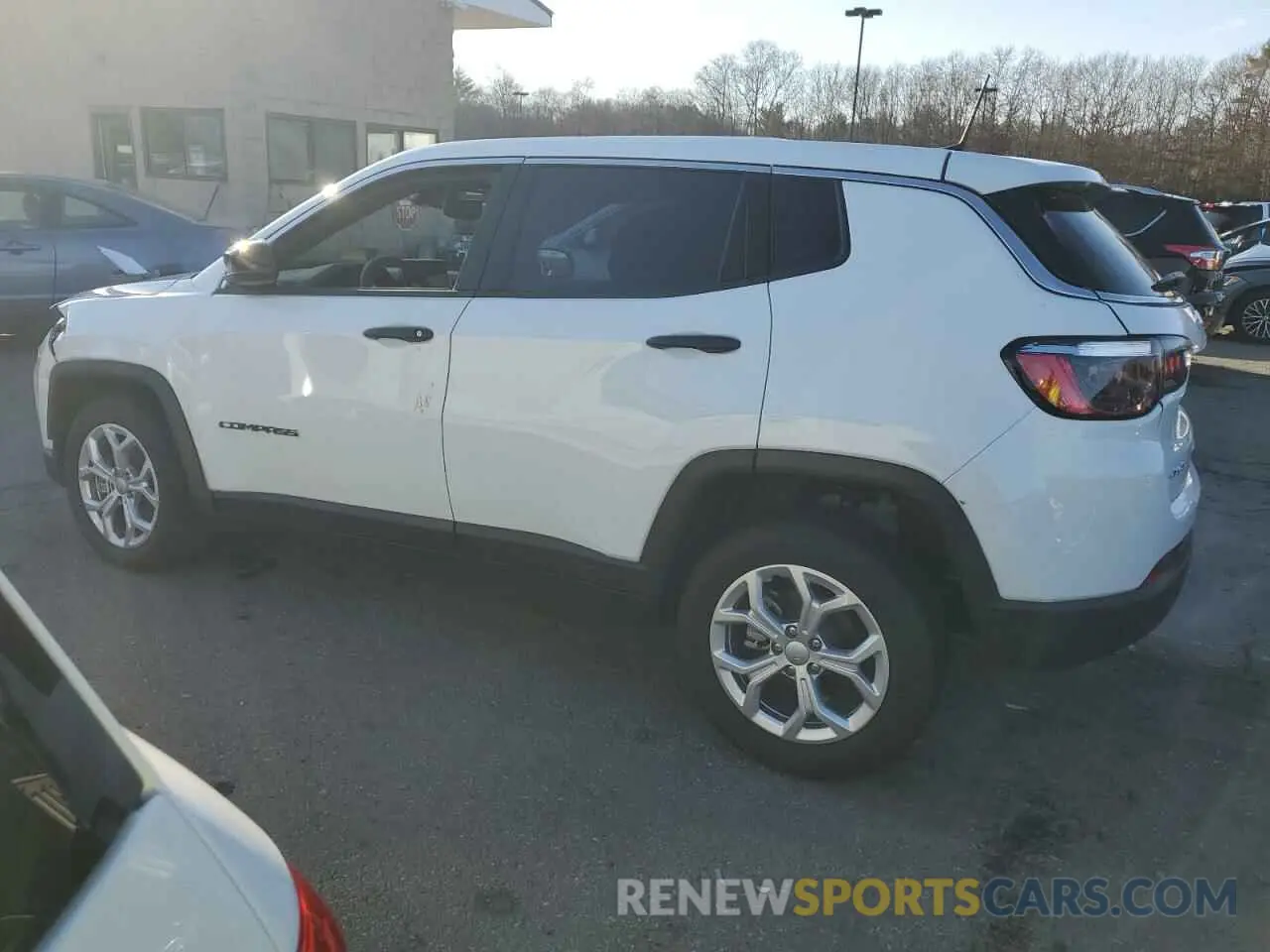 2 Фотография поврежденного автомобиля 3C4NJDAN0RT137881 JEEP COMPASS 2024