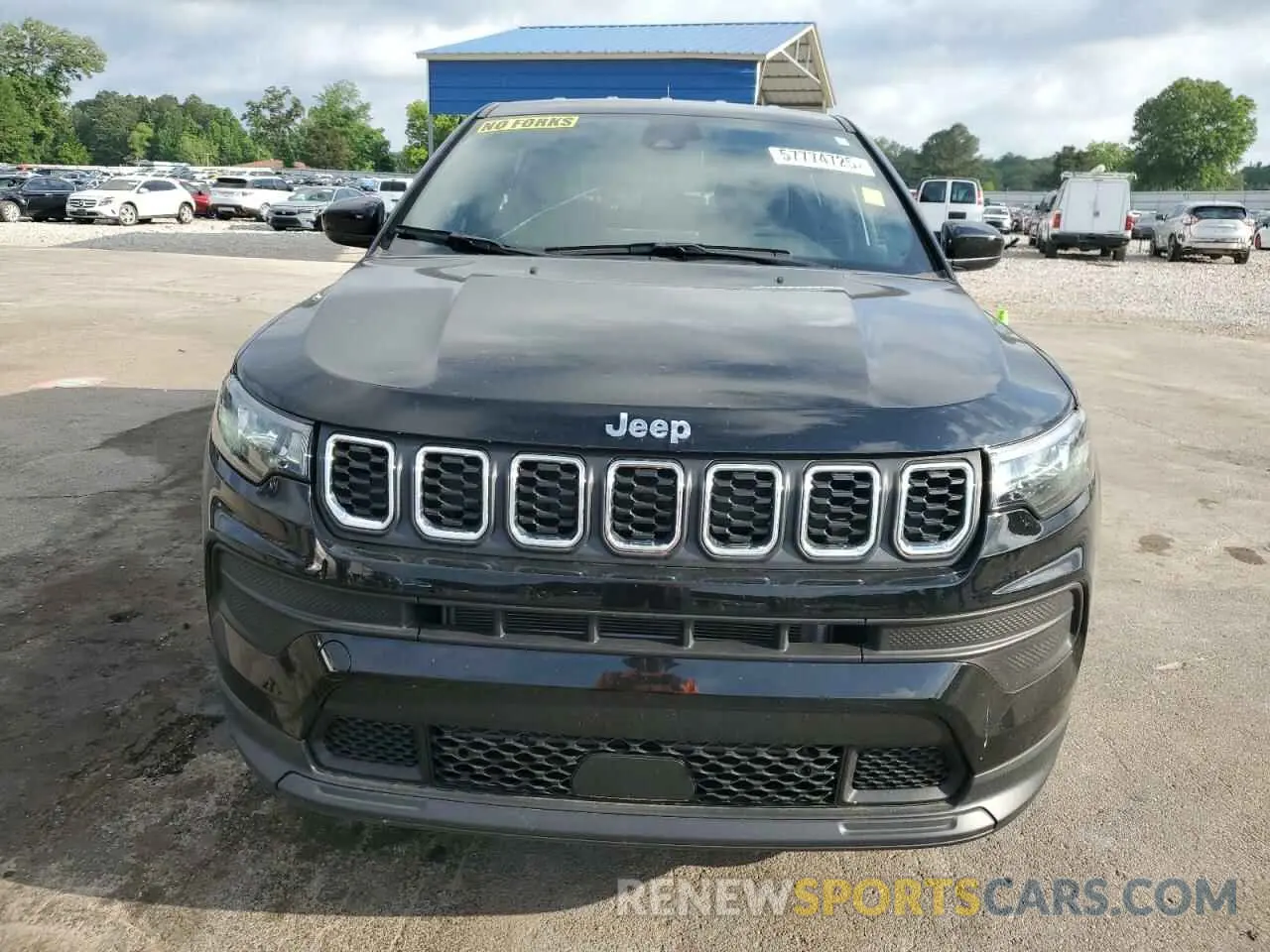 5 Photograph of a damaged car 3C4NJDAN0RT154020 JEEP COMPASS 2024