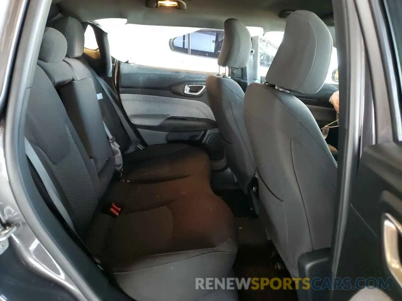 11 Фотография поврежденного автомобиля 3C4NJDAN3RT141472 JEEP COMPASS 2024