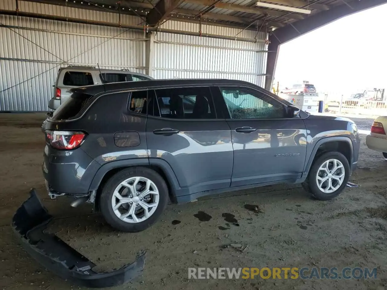 3 Фотография поврежденного автомобиля 3C4NJDAN3RT141472 JEEP COMPASS 2024