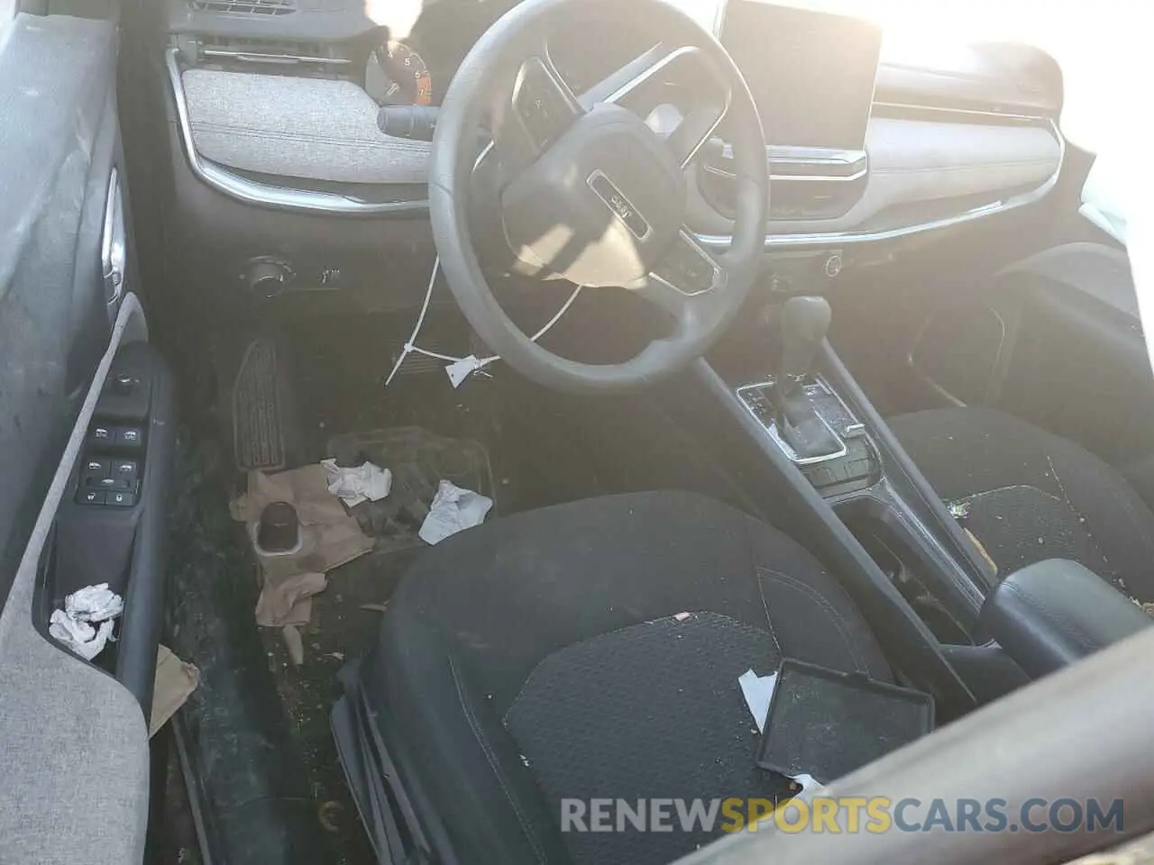 8 Фотография поврежденного автомобиля 3C4NJDAN4RT100350 JEEP COMPASS 2024
