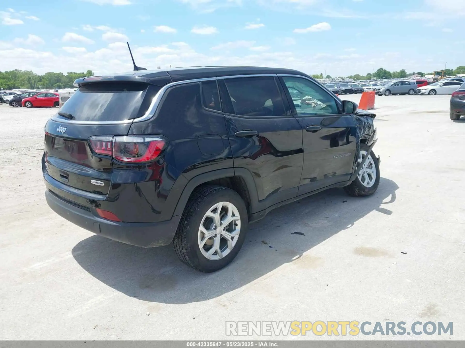 4 Фотография поврежденного автомобиля 3C4NJDAN5RT105556 JEEP COMPASS 2024