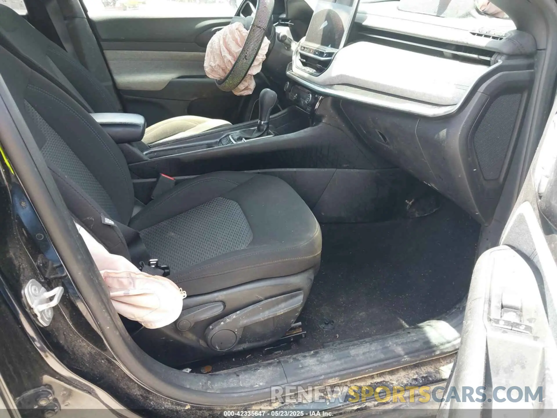 5 Фотография поврежденного автомобиля 3C4NJDAN5RT105556 JEEP COMPASS 2024