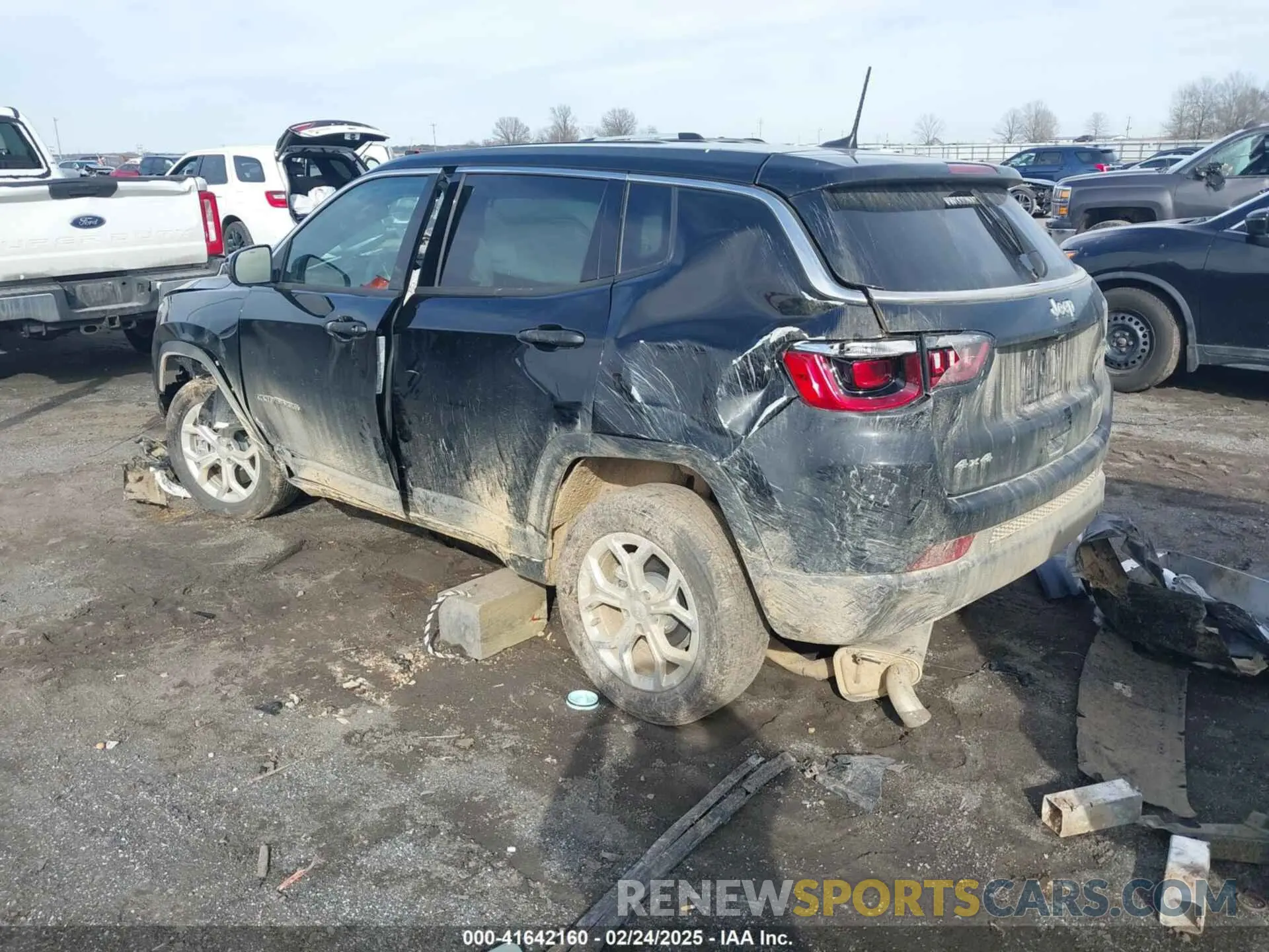 3 Photograph of a damaged car 3C4NJDAN5RT143675 JEEP COMPASS 2024
