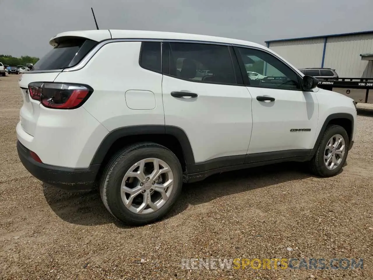 3 Фотография поврежденного автомобиля 3C4NJDAN6RT163210 JEEP COMPASS 2024