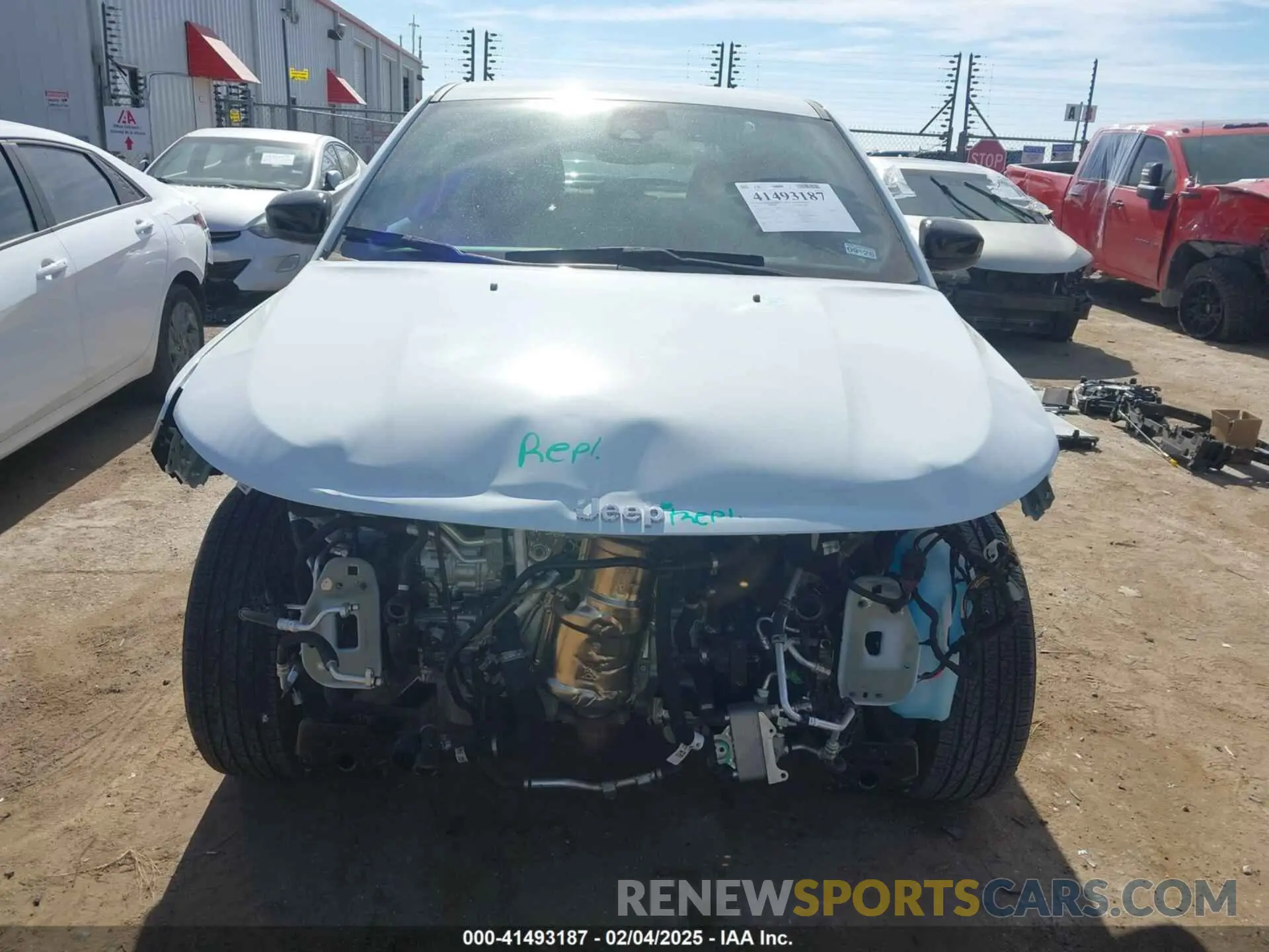 13 Фотография поврежденного автомобиля 3C4NJDAN8RT170417 JEEP COMPASS 2024