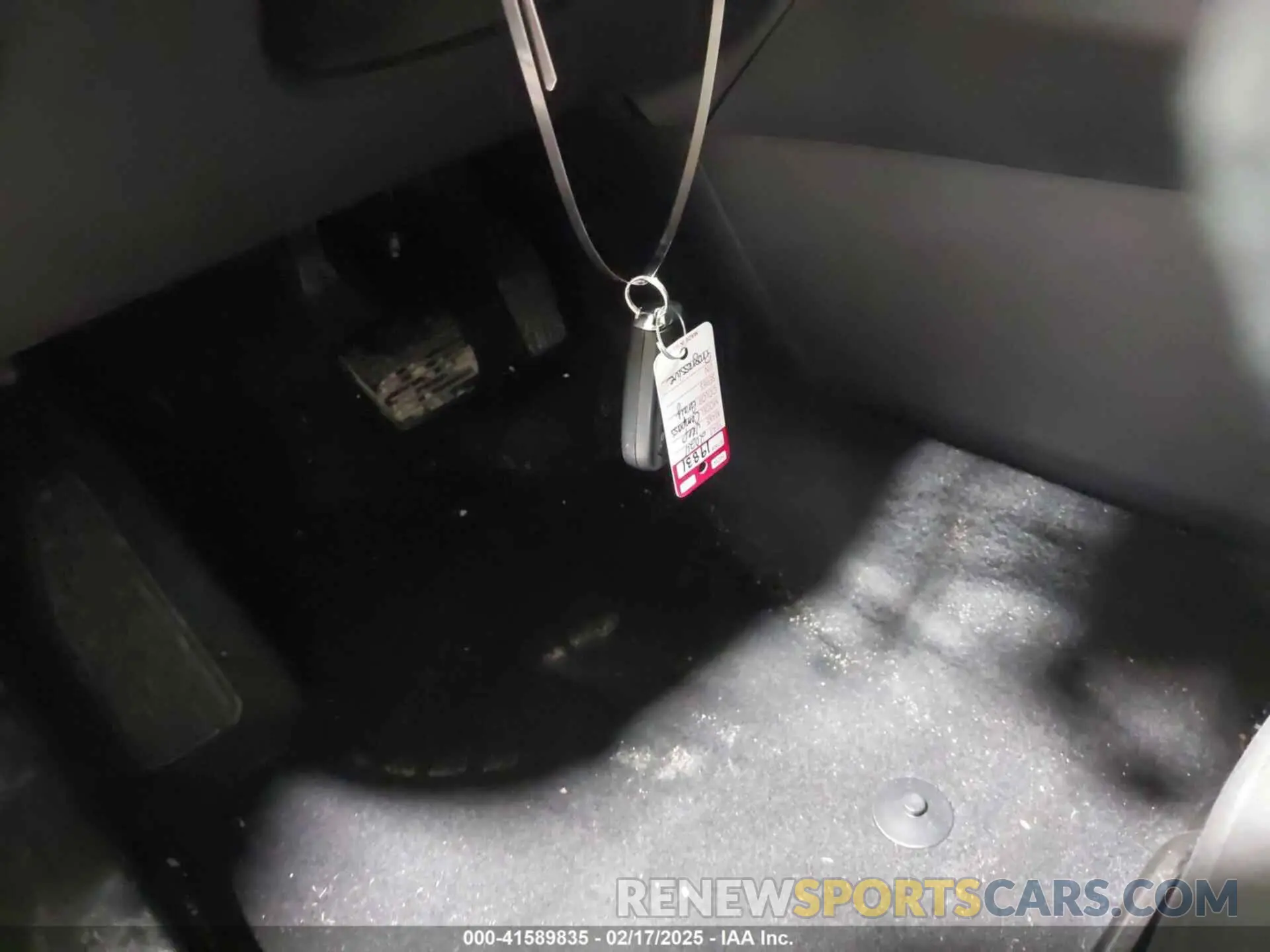 11 Photograph of a damaged car 3C4NJDAN8RT580067 JEEP COMPASS 2024