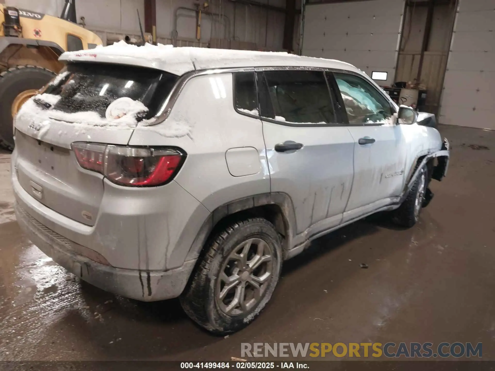 4 Фотография поврежденного автомобиля 3C4NJDANXRT146281 JEEP COMPASS 2024