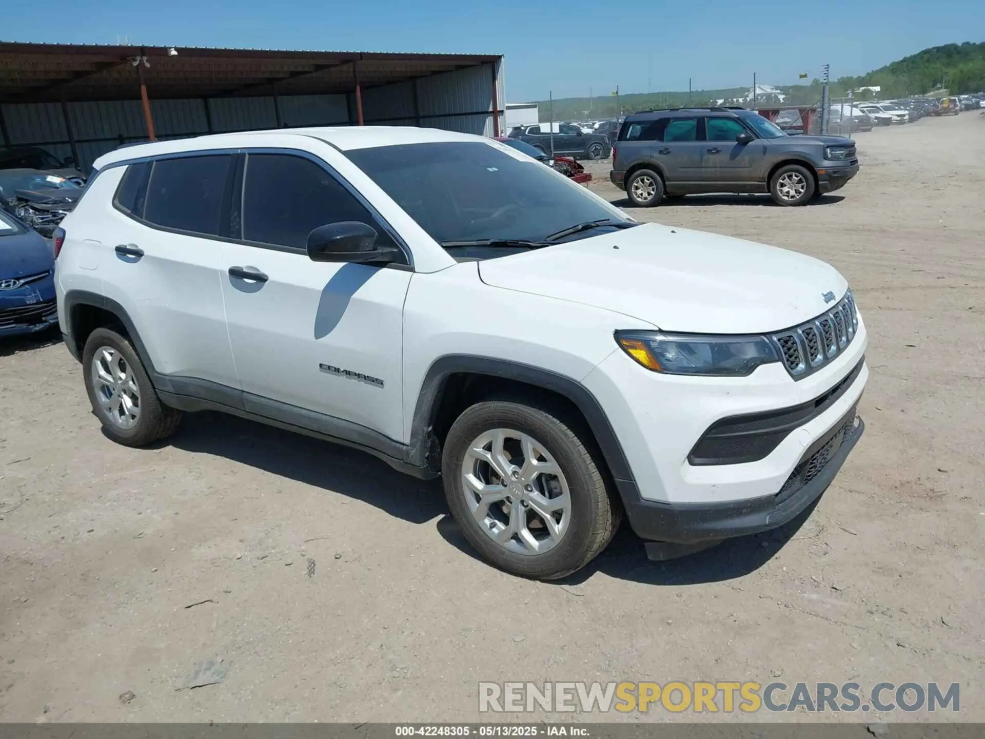 1 Фотография поврежденного автомобиля 3C4NJDANXRT166403 JEEP COMPASS 2024