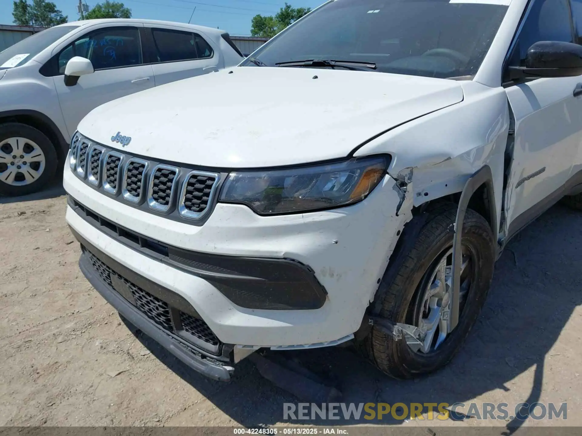 19 Фотография поврежденного автомобиля 3C4NJDANXRT166403 JEEP COMPASS 2024