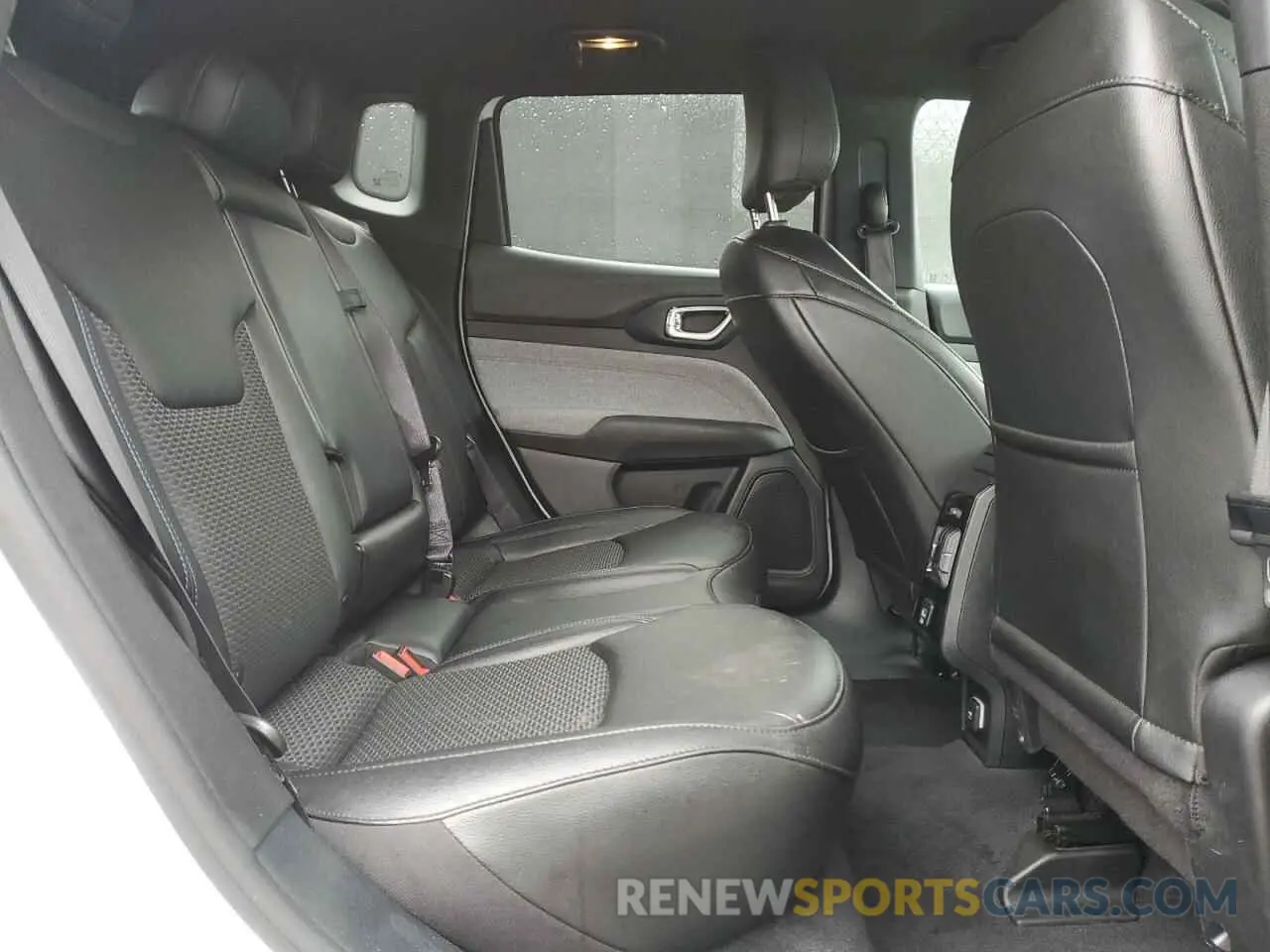 11 Фотография поврежденного автомобиля 3C4NJDBN0RT111750 JEEP COMPASS 2024