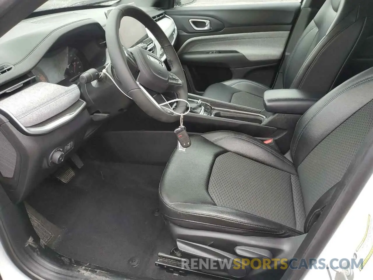 7 Фотография поврежденного автомобиля 3C4NJDBN0RT111750 JEEP COMPASS 2024