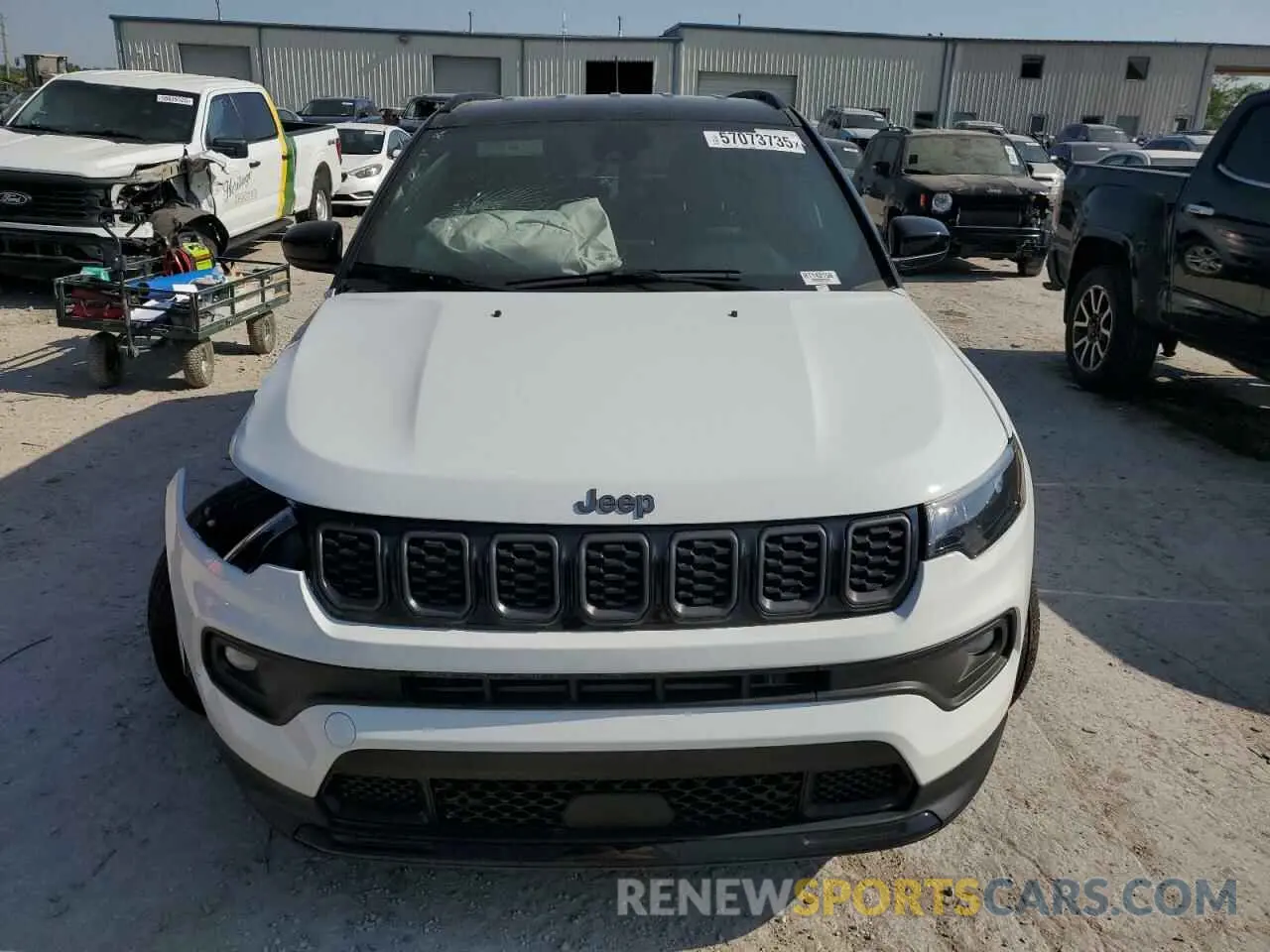 5 Photograph of a damaged car 3C4NJDBN0RT142156 JEEP COMPASS 2024