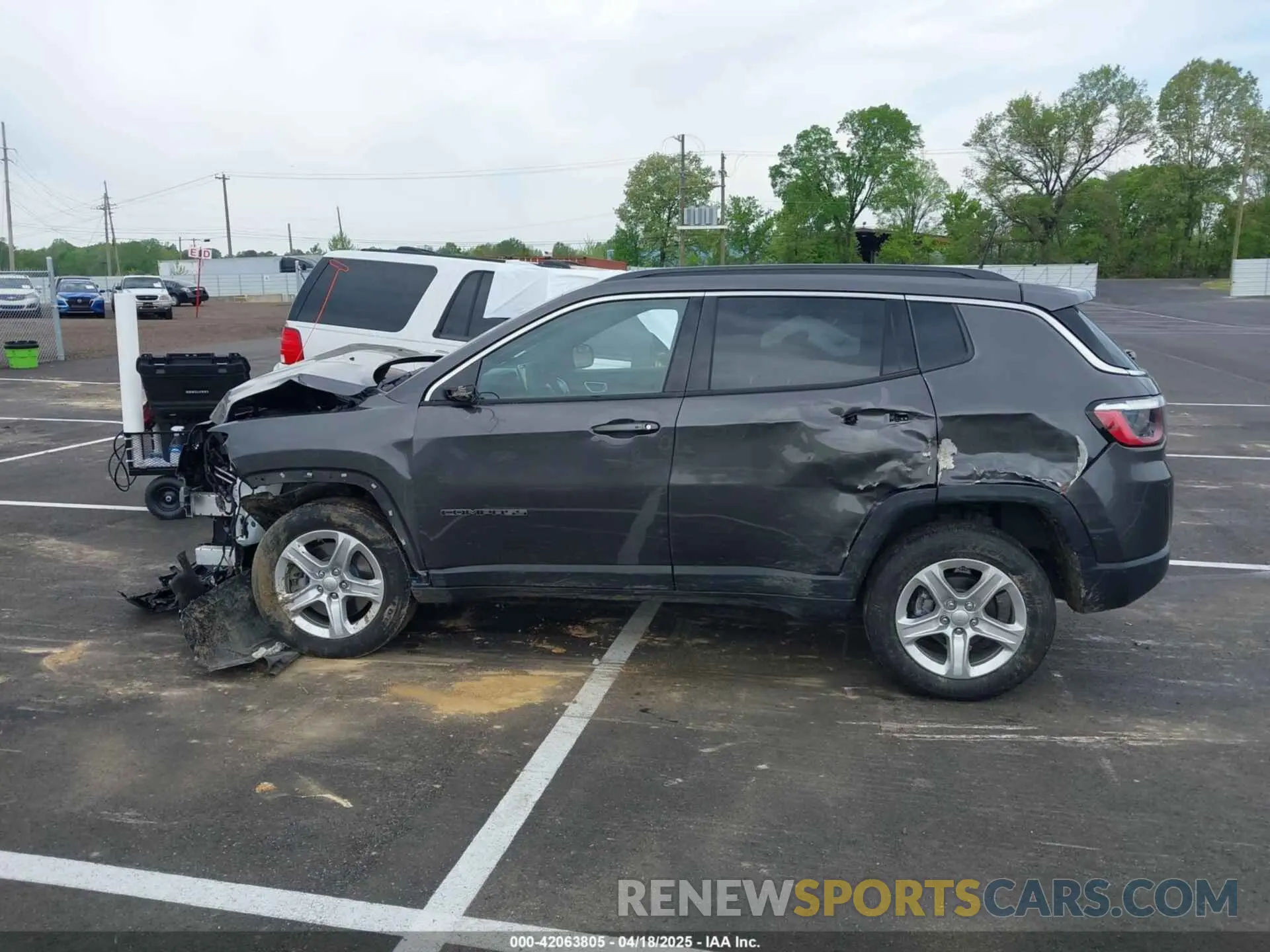 14 Фотография поврежденного автомобиля 3C4NJDBN0RT581776 JEEP COMPASS 2024