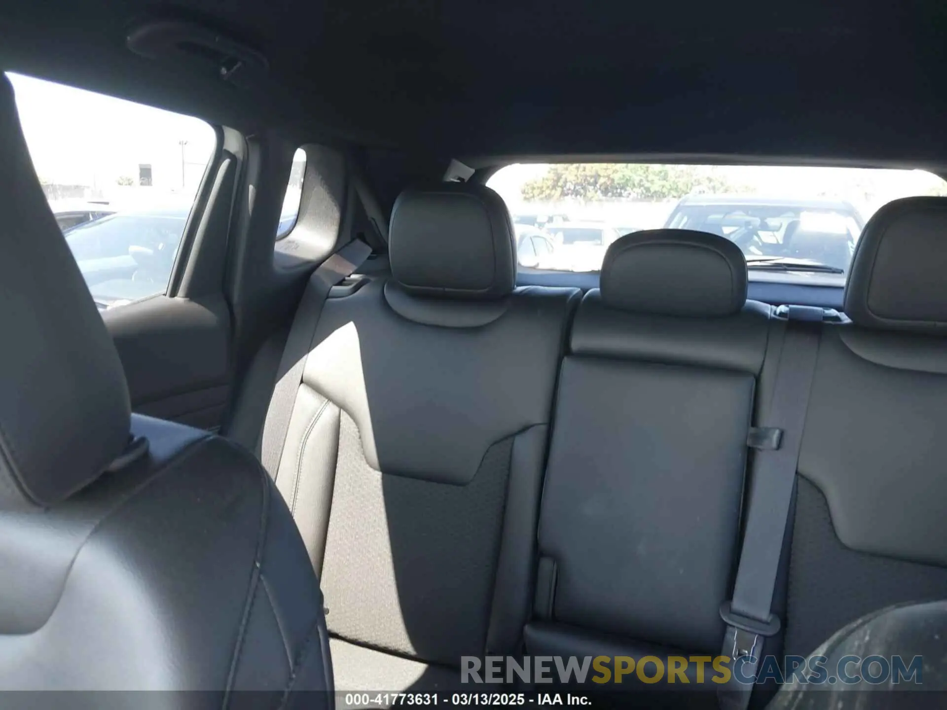 20 Фотография поврежденного автомобиля 3C4NJDBN0RT588081 JEEP COMPASS 2024