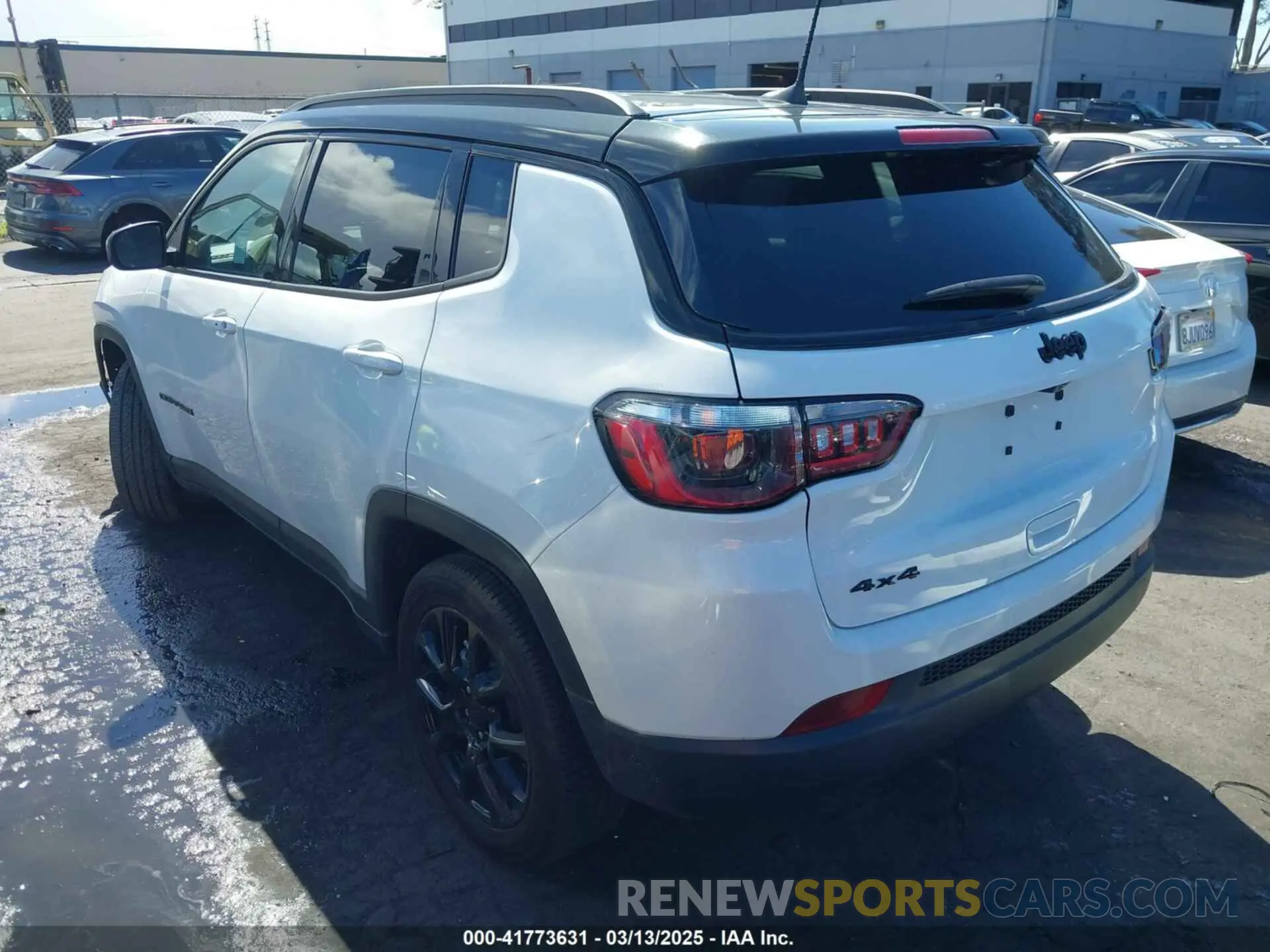 3 Фотография поврежденного автомобиля 3C4NJDBN0RT588081 JEEP COMPASS 2024