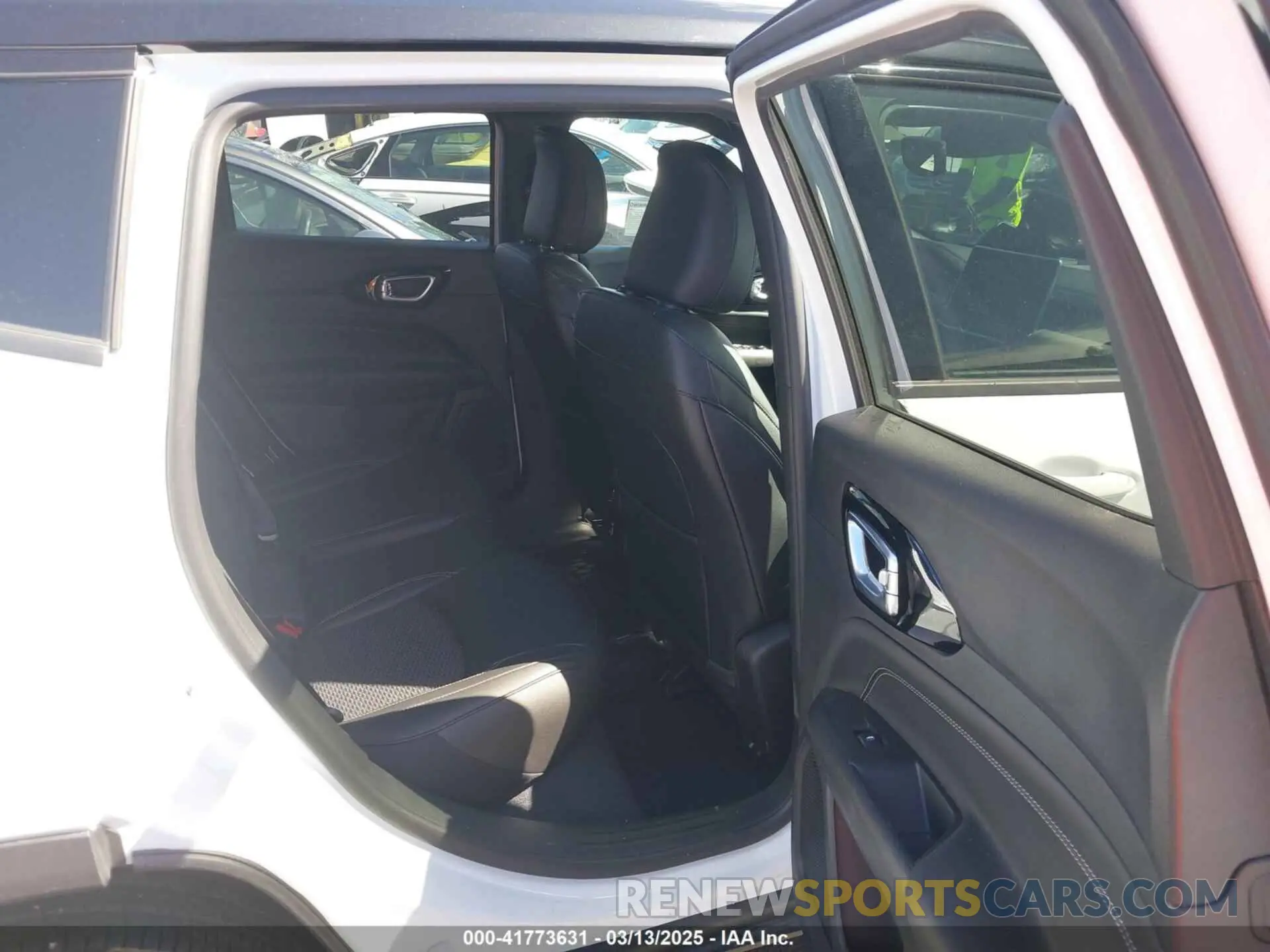 8 Фотография поврежденного автомобиля 3C4NJDBN0RT588081 JEEP COMPASS 2024