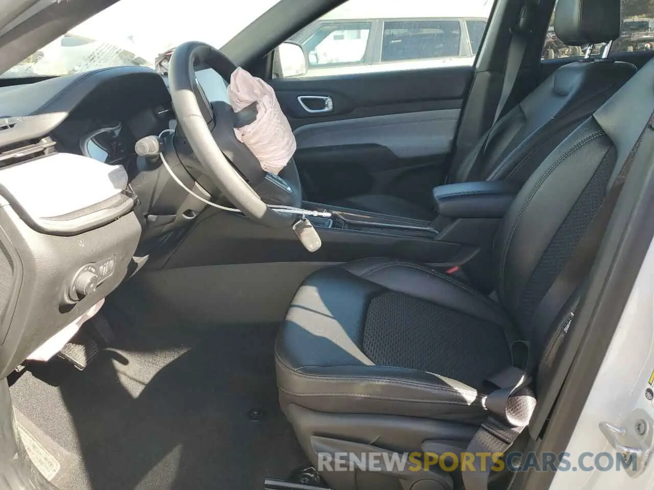 7 Фотография поврежденного автомобиля 3C4NJDBN1RT111109 JEEP COMPASS 2024