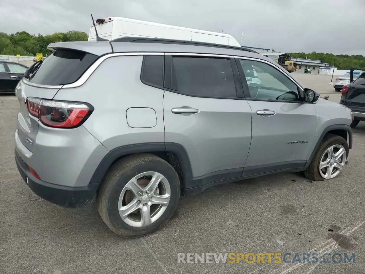 3 Photograph of a damaged car 3C4NJDBN1RT606345 JEEP COMPASS 2024