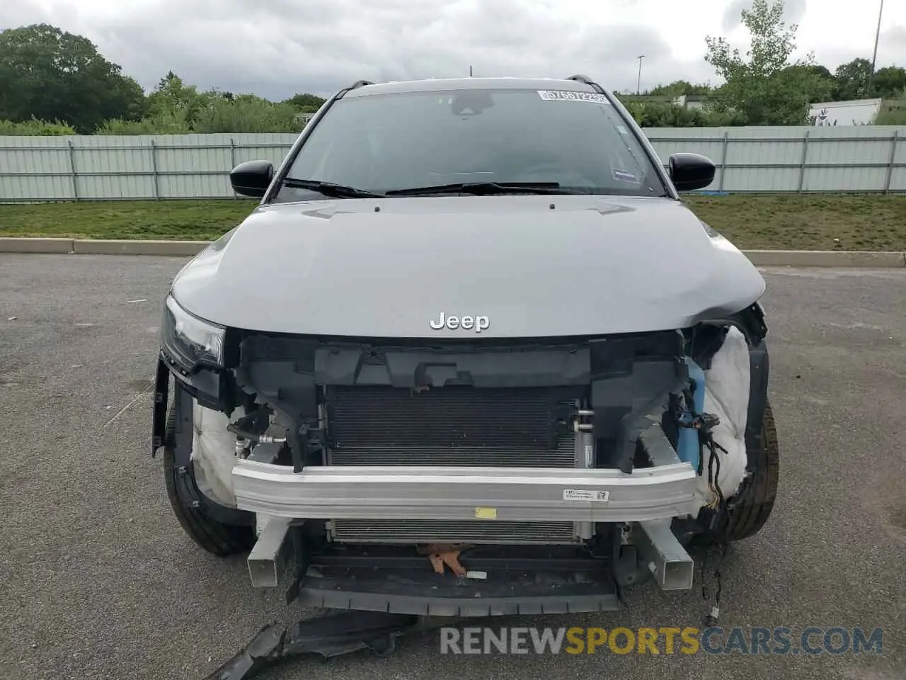 5 Photograph of a damaged car 3C4NJDBN1RT606345 JEEP COMPASS 2024