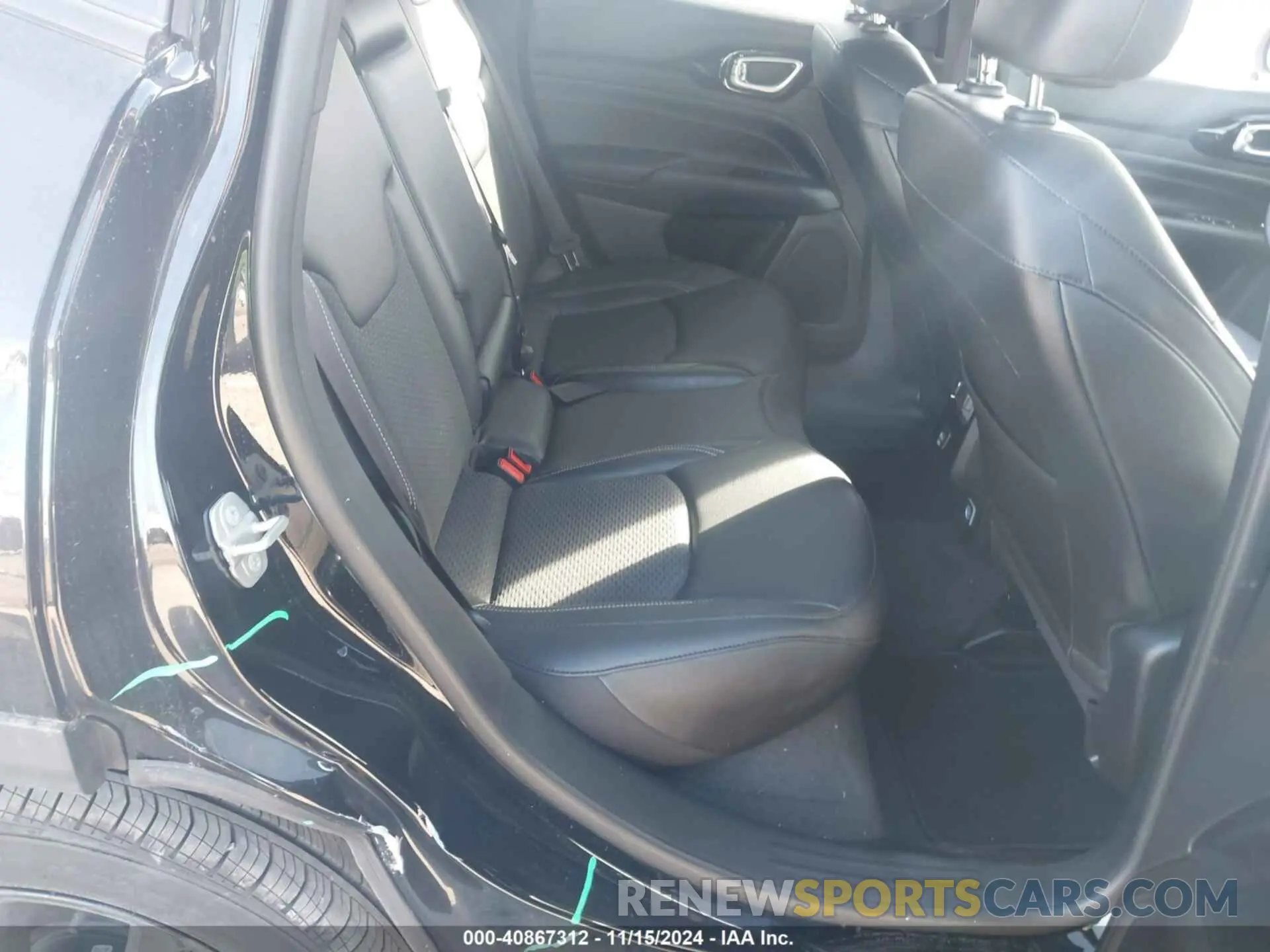 8 Фотография поврежденного автомобиля 3C4NJDBN2RT602451 JEEP COMPASS 2024