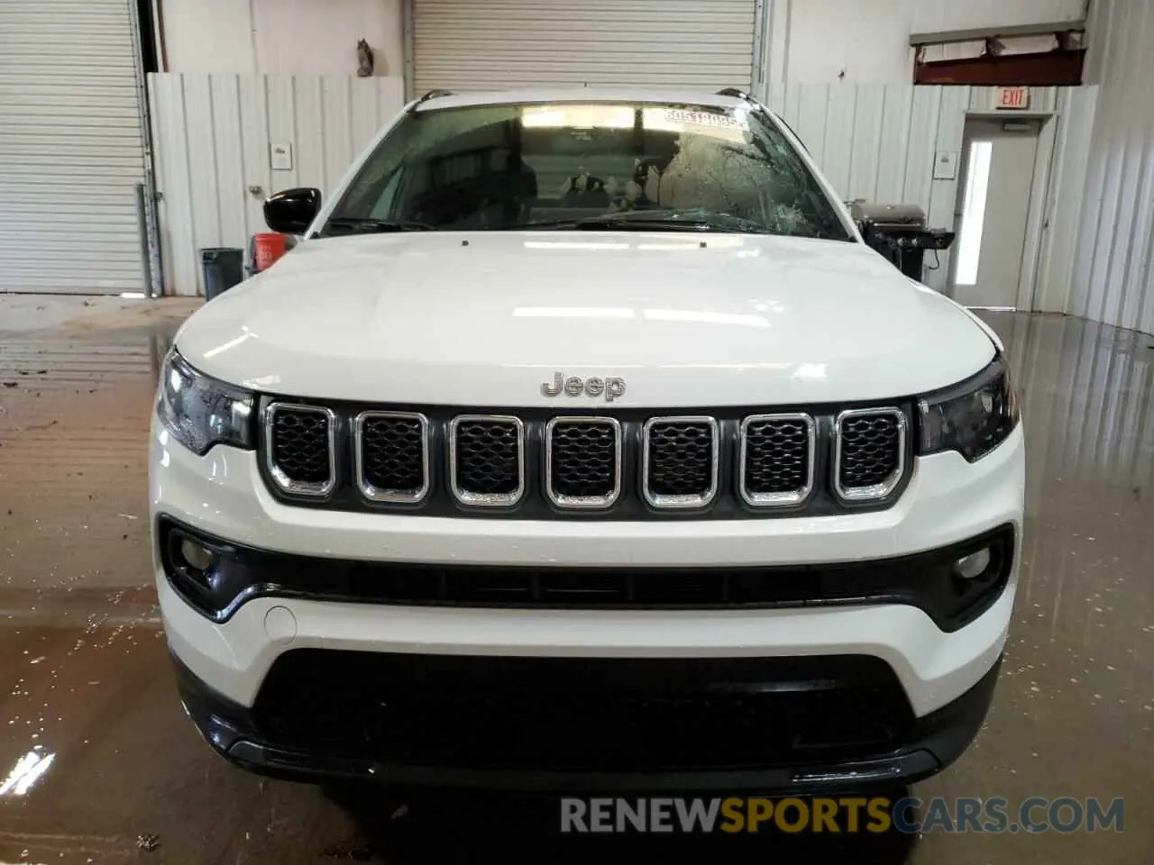 5 Photograph of a damaged car 3C4NJDBN2RT605897 JEEP COMPASS 2024
