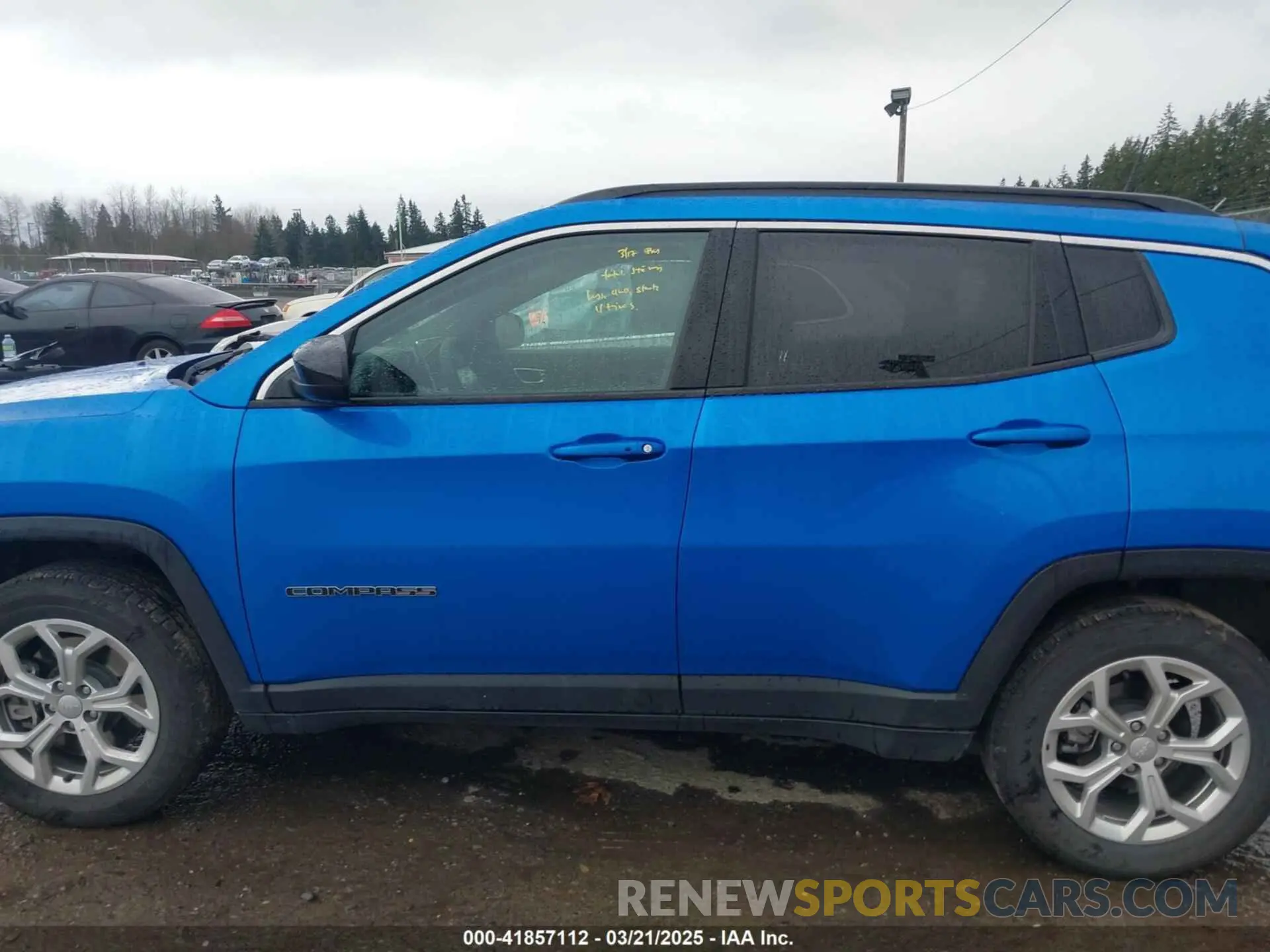 14 Photograph of a damaged car 3C4NJDBN3RT124329 JEEP COMPASS 2024