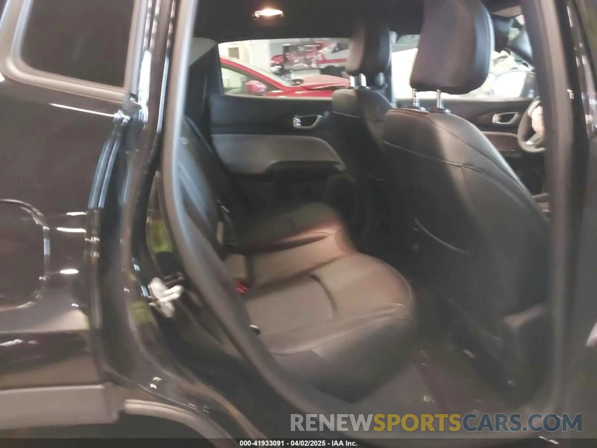 8 Фотография поврежденного автомобиля 3C4NJDBN3RT175331 JEEP COMPASS 2024
