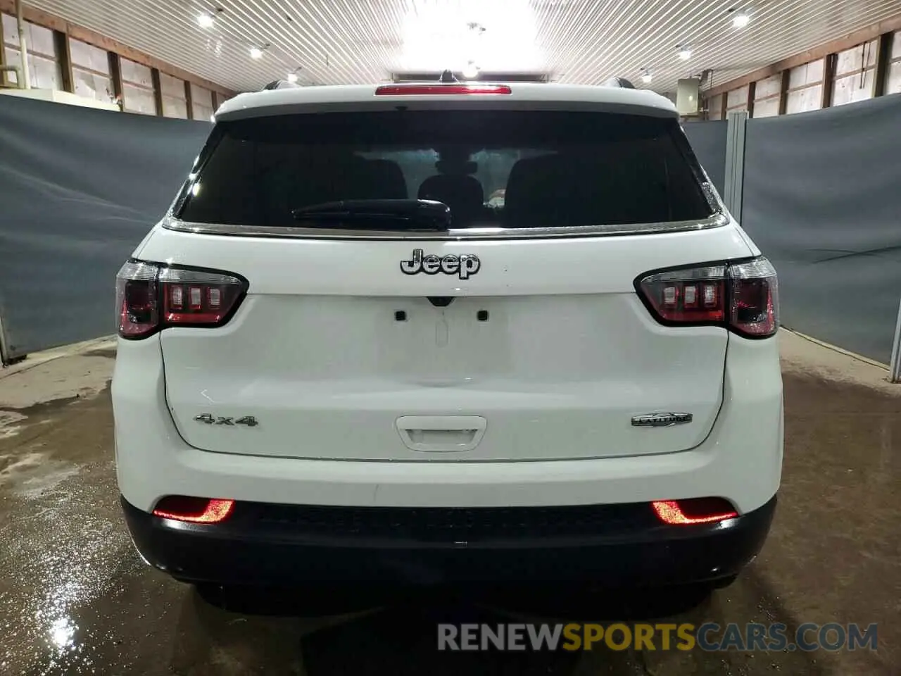 6 Photograph of a damaged car 3C4NJDBN3RT607271 JEEP COMPASS 2024