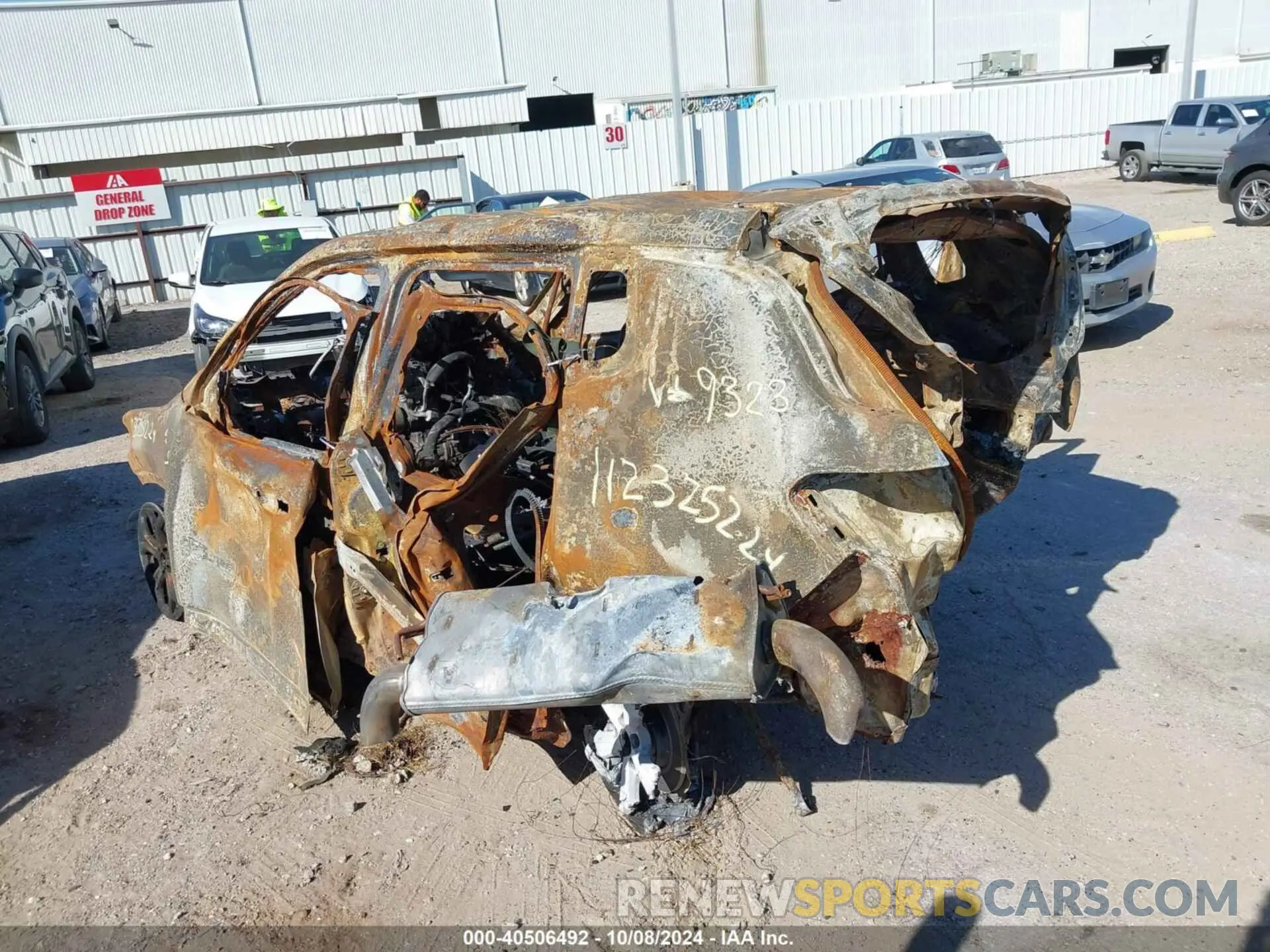 3 Photograph of a damaged car 3C4NJDBN4RT109323 JEEP COMPASS 2024