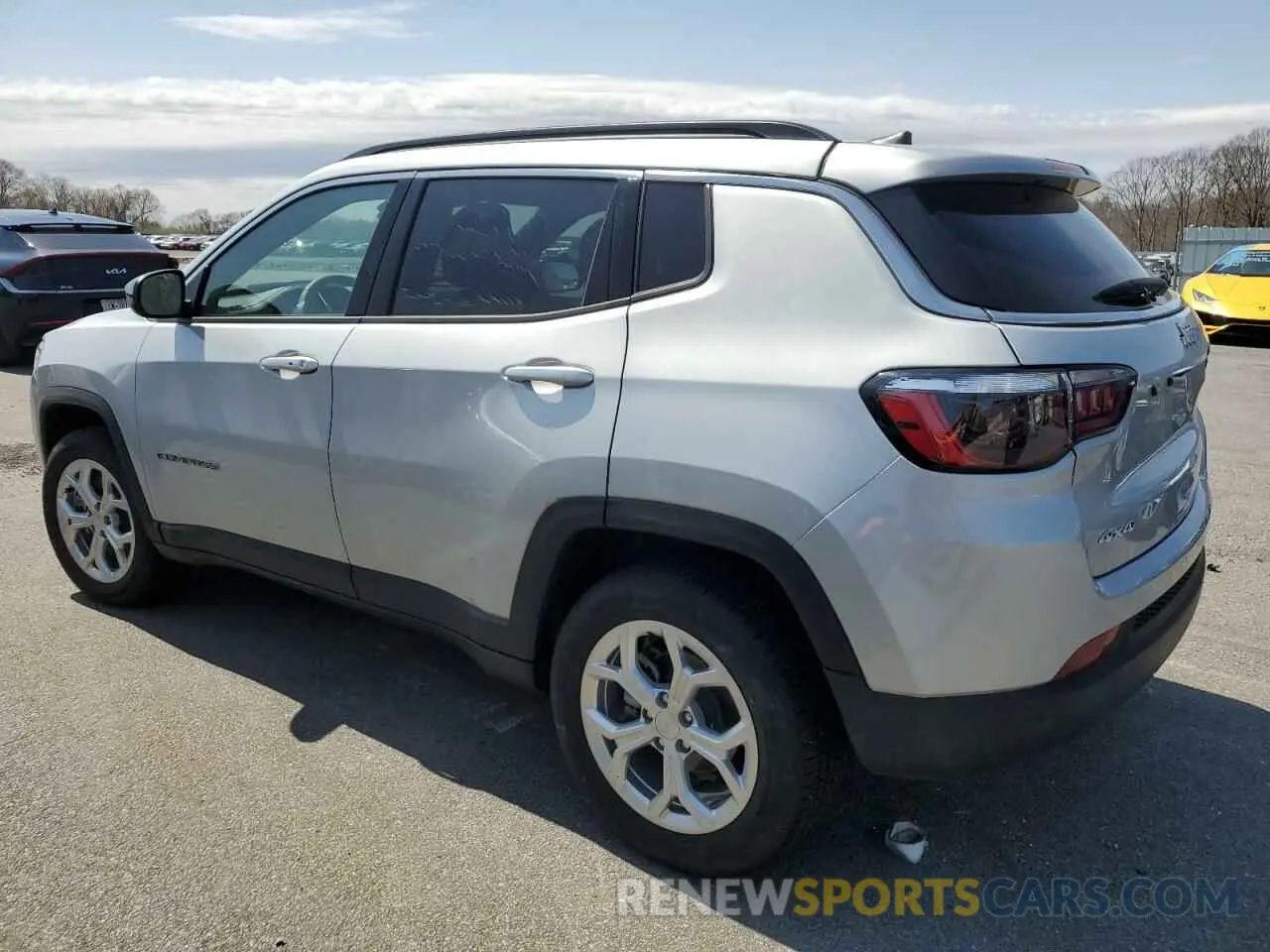 2 Фотография поврежденного автомобиля 3C4NJDBN4RT110956 JEEP COMPASS 2024
