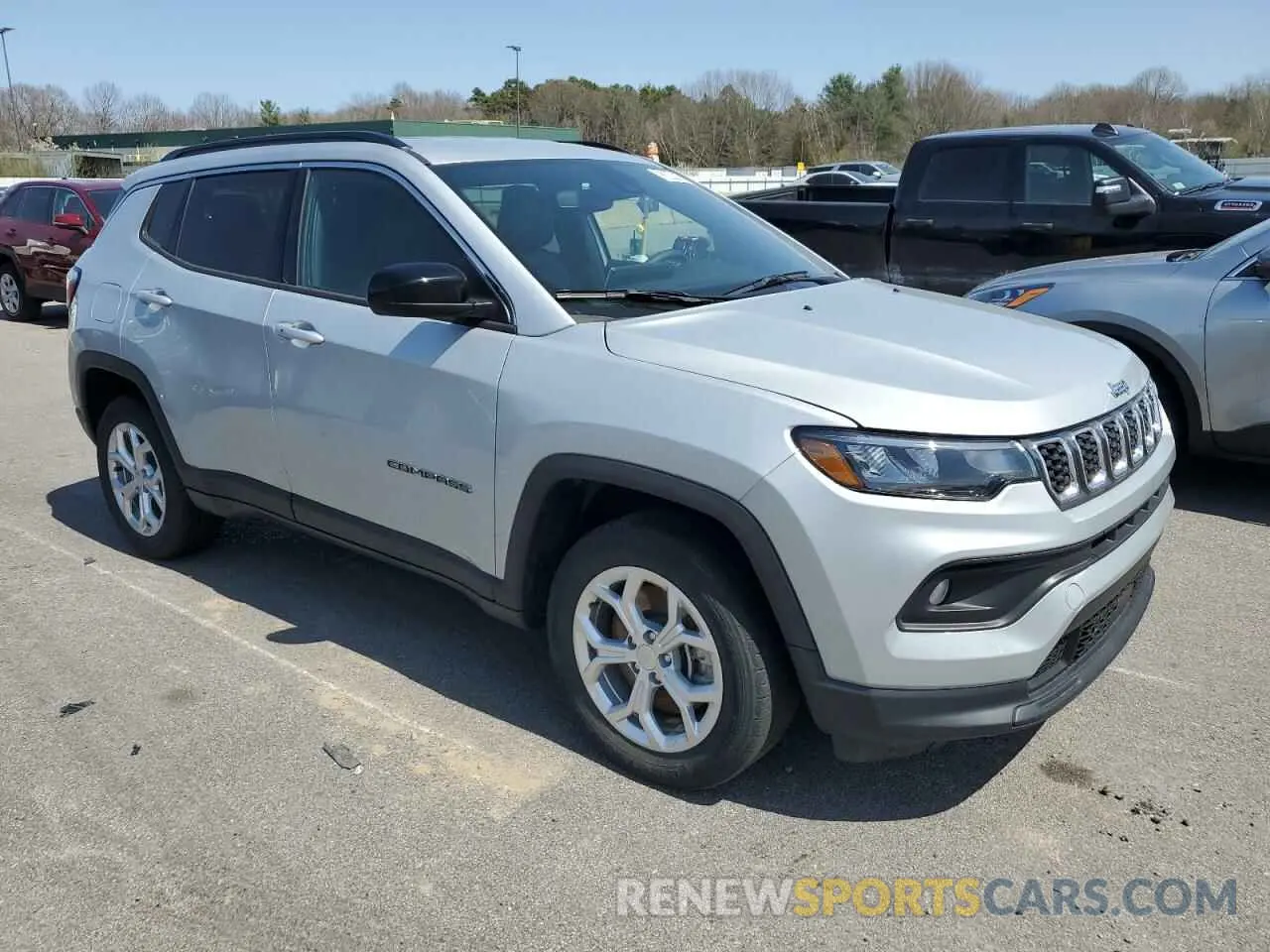 4 Фотография поврежденного автомобиля 3C4NJDBN4RT110956 JEEP COMPASS 2024