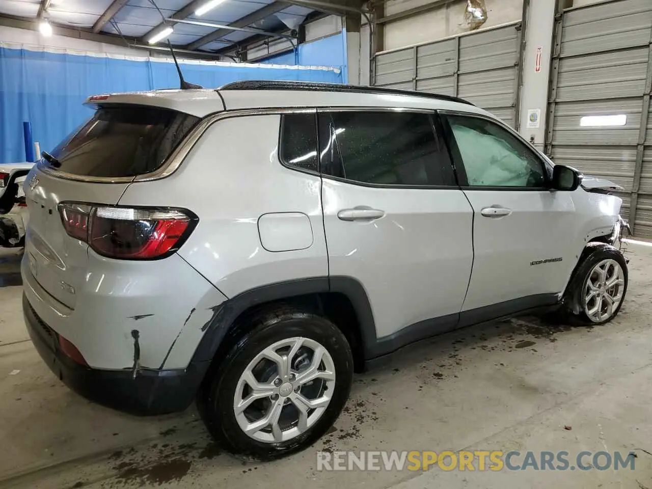 3 Фотография поврежденного автомобиля 3C4NJDBN4RT119186 JEEP COMPASS 2024