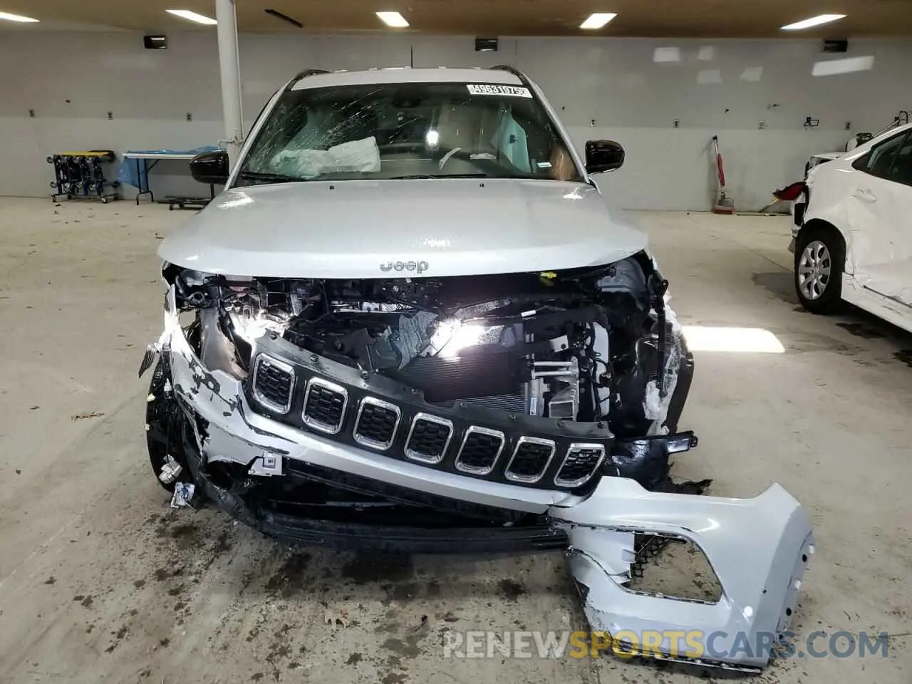 5 Фотография поврежденного автомобиля 3C4NJDBN4RT119186 JEEP COMPASS 2024