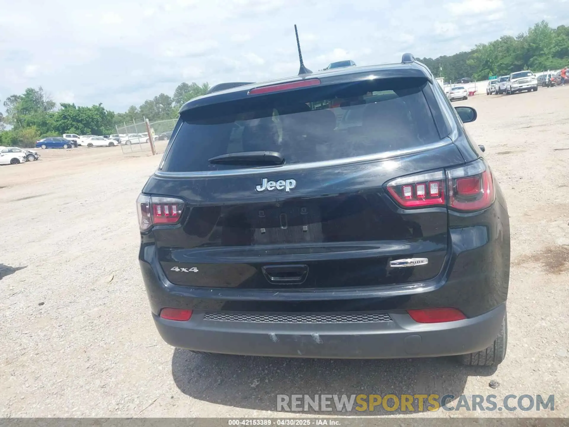 16 Photograph of a damaged car 3C4NJDBN4RT119513 JEEP COMPASS 2024