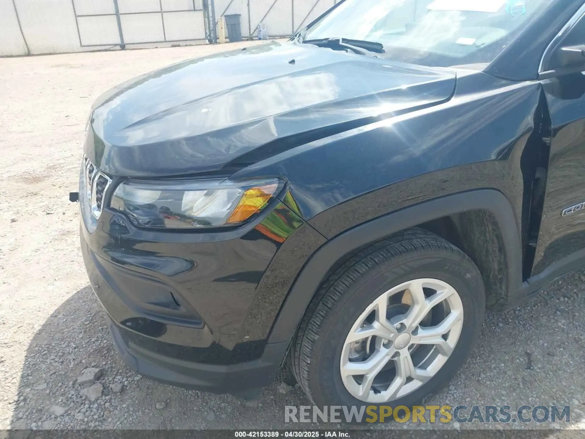 18 Photograph of a damaged car 3C4NJDBN4RT119513 JEEP COMPASS 2024