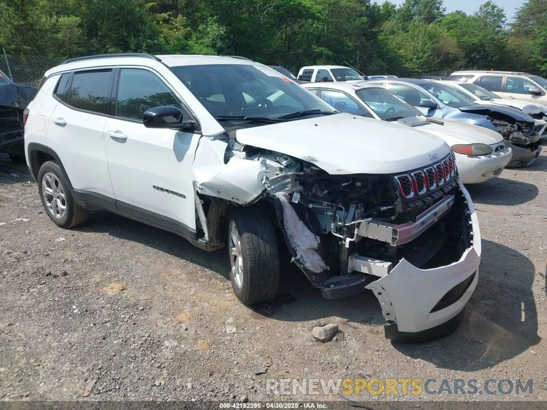 1 Фотография поврежденного автомобиля 3C4NJDBN4RT124422 JEEP COMPASS 2024