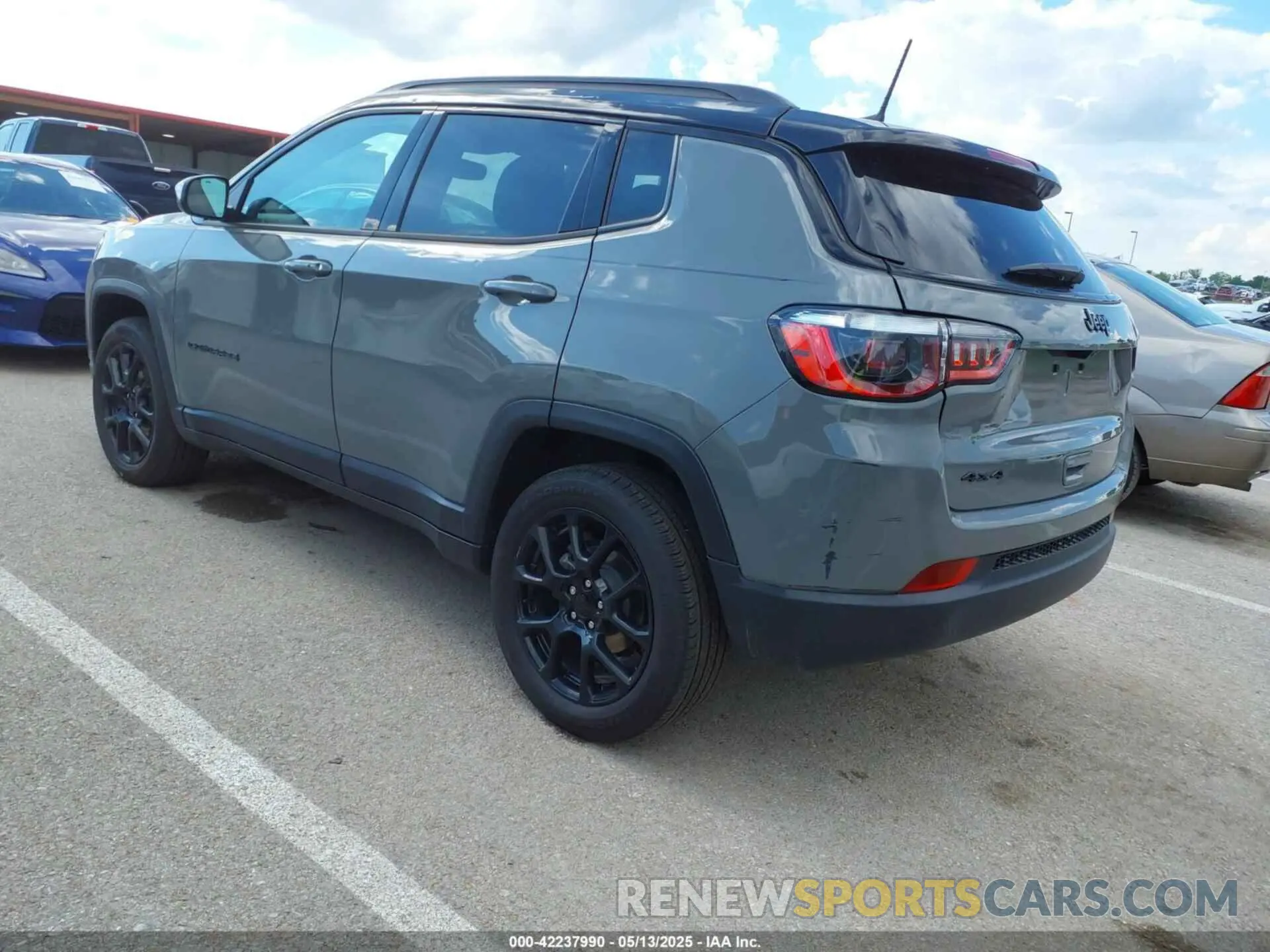 3 Photograph of a damaged car 3C4NJDBN4RT578170 JEEP COMPASS 2024