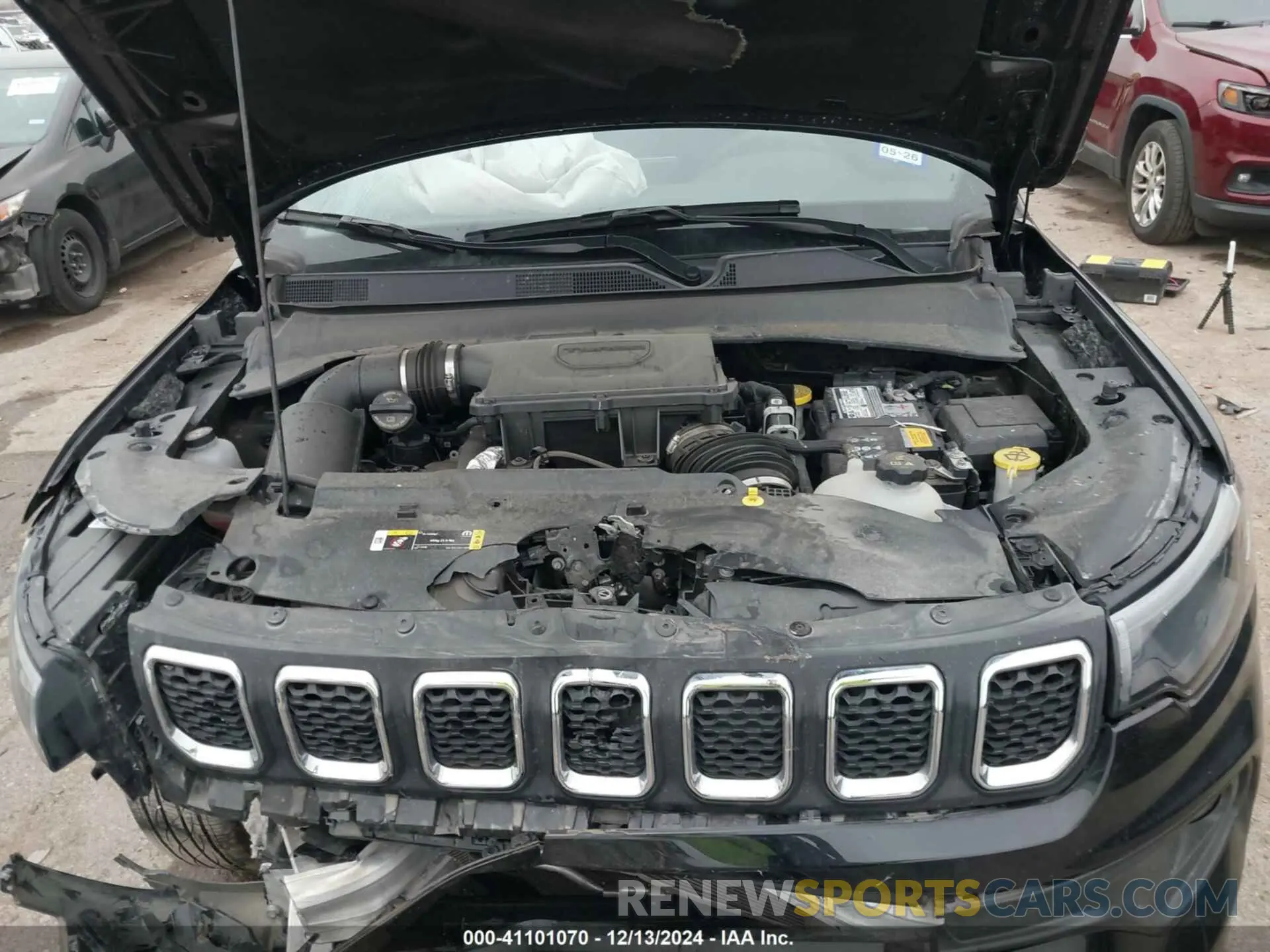 10 Фотография поврежденного автомобиля 3C4NJDBN4RT582560 JEEP COMPASS 2024