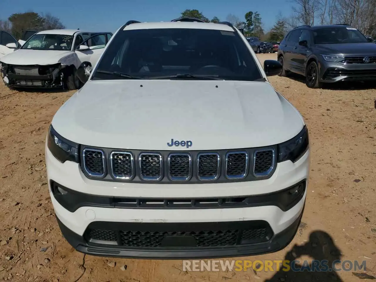 5 Фотография поврежденного автомобиля 3C4NJDBN4RT605092 JEEP COMPASS 2024